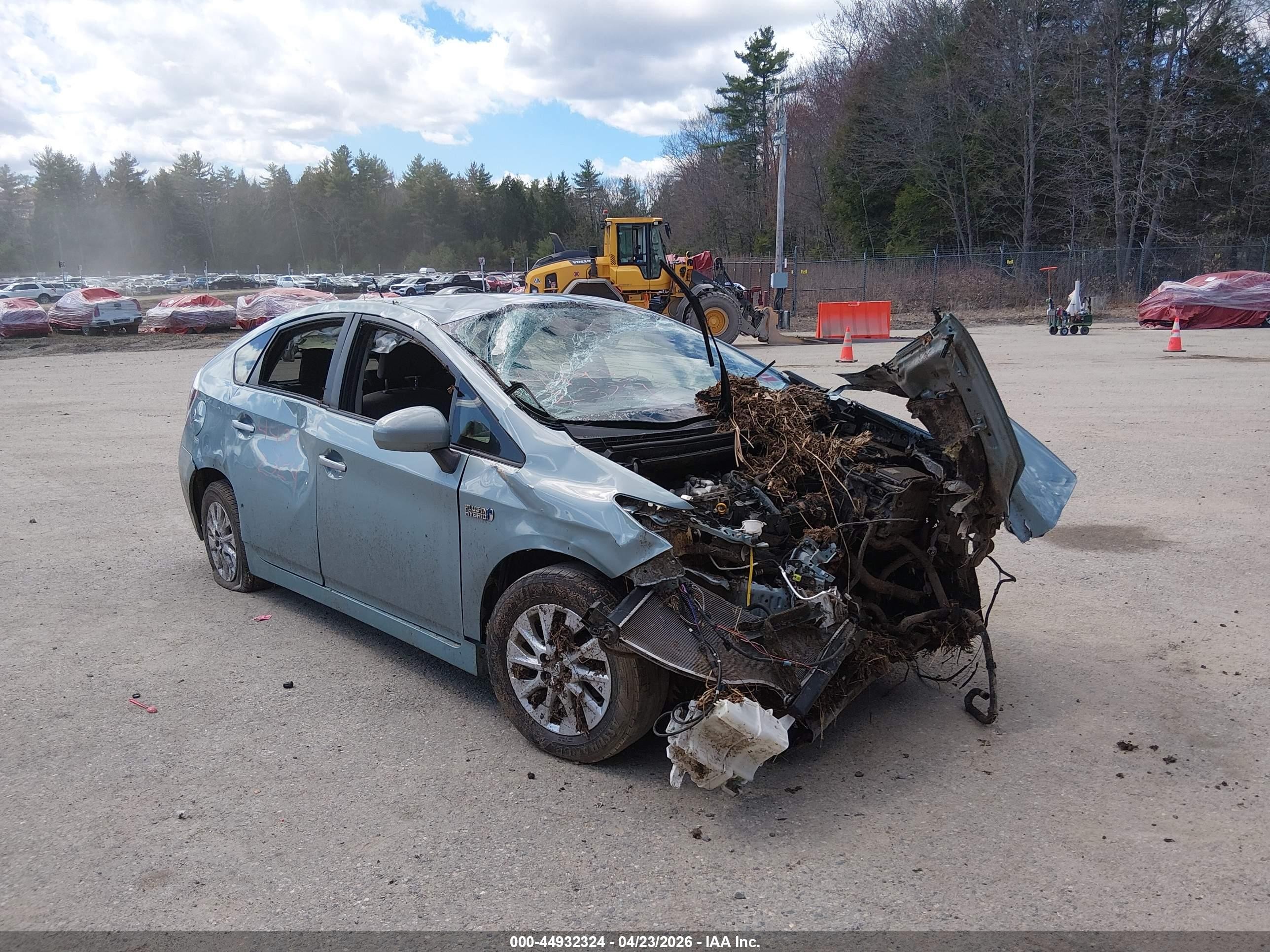 2013 Toyota Prius Plug-in   Blue vin: JTDKN3DP2D3045500