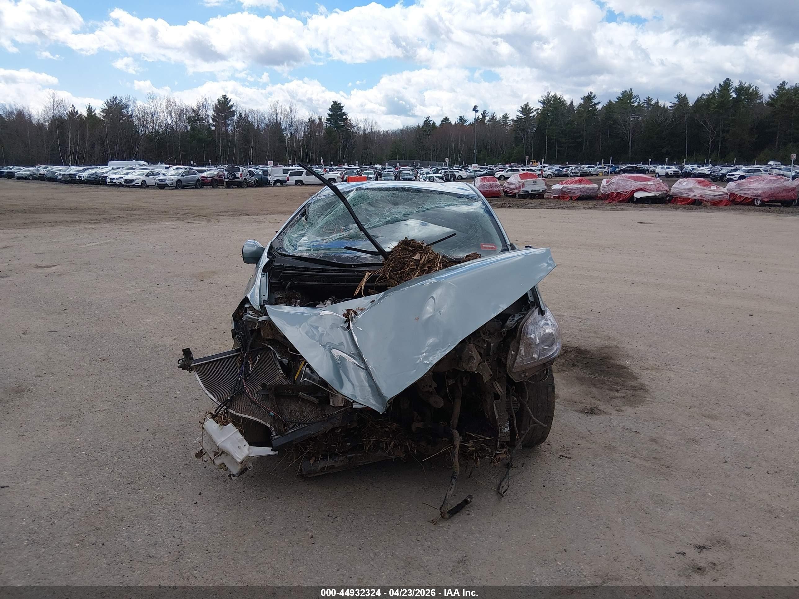 2013 Toyota Prius Plug-in   Blue vin: JTDKN3DP2D3045500