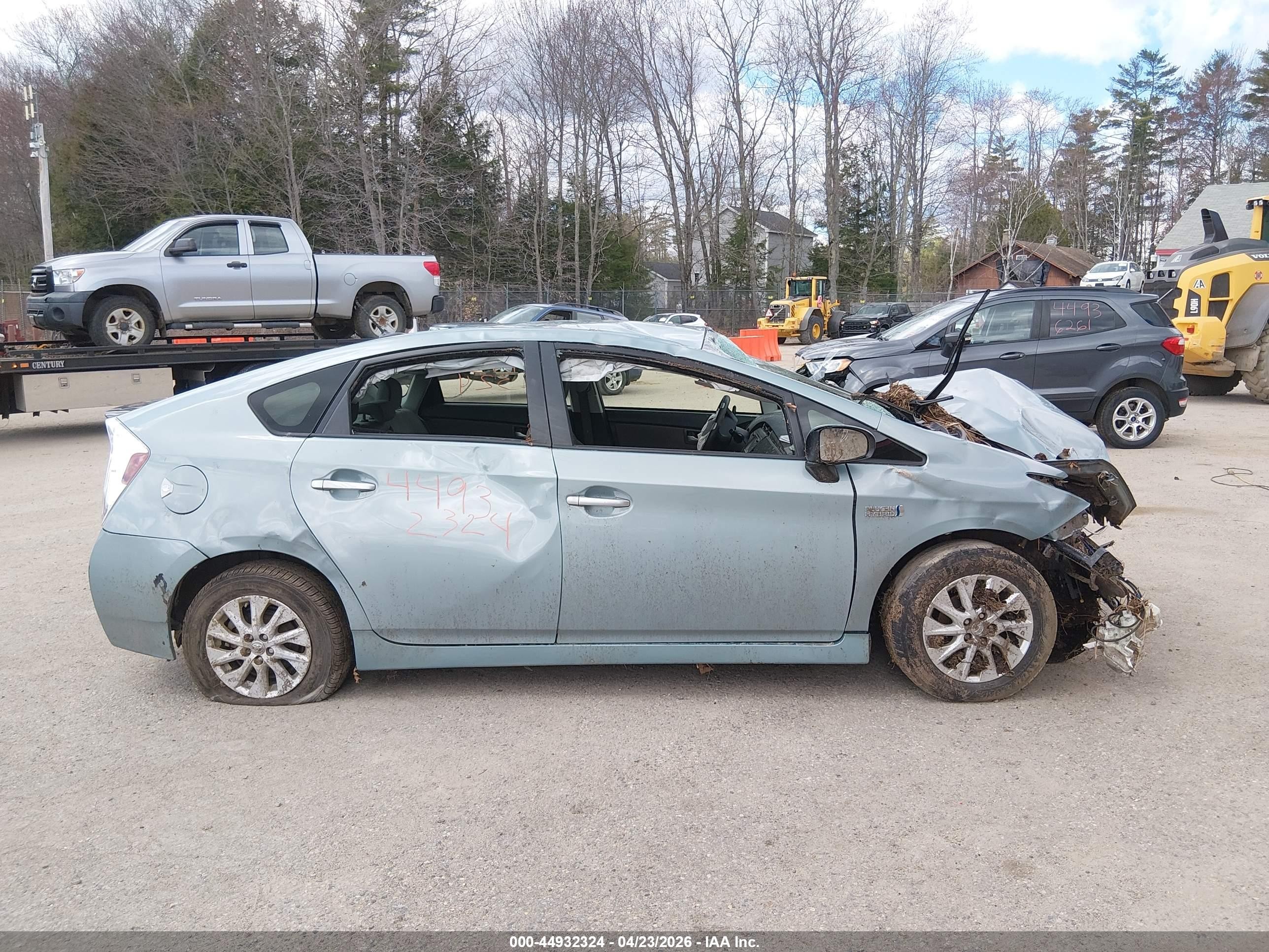 2013 Toyota Prius Plug-in   Blue vin: JTDKN3DP2D3045500