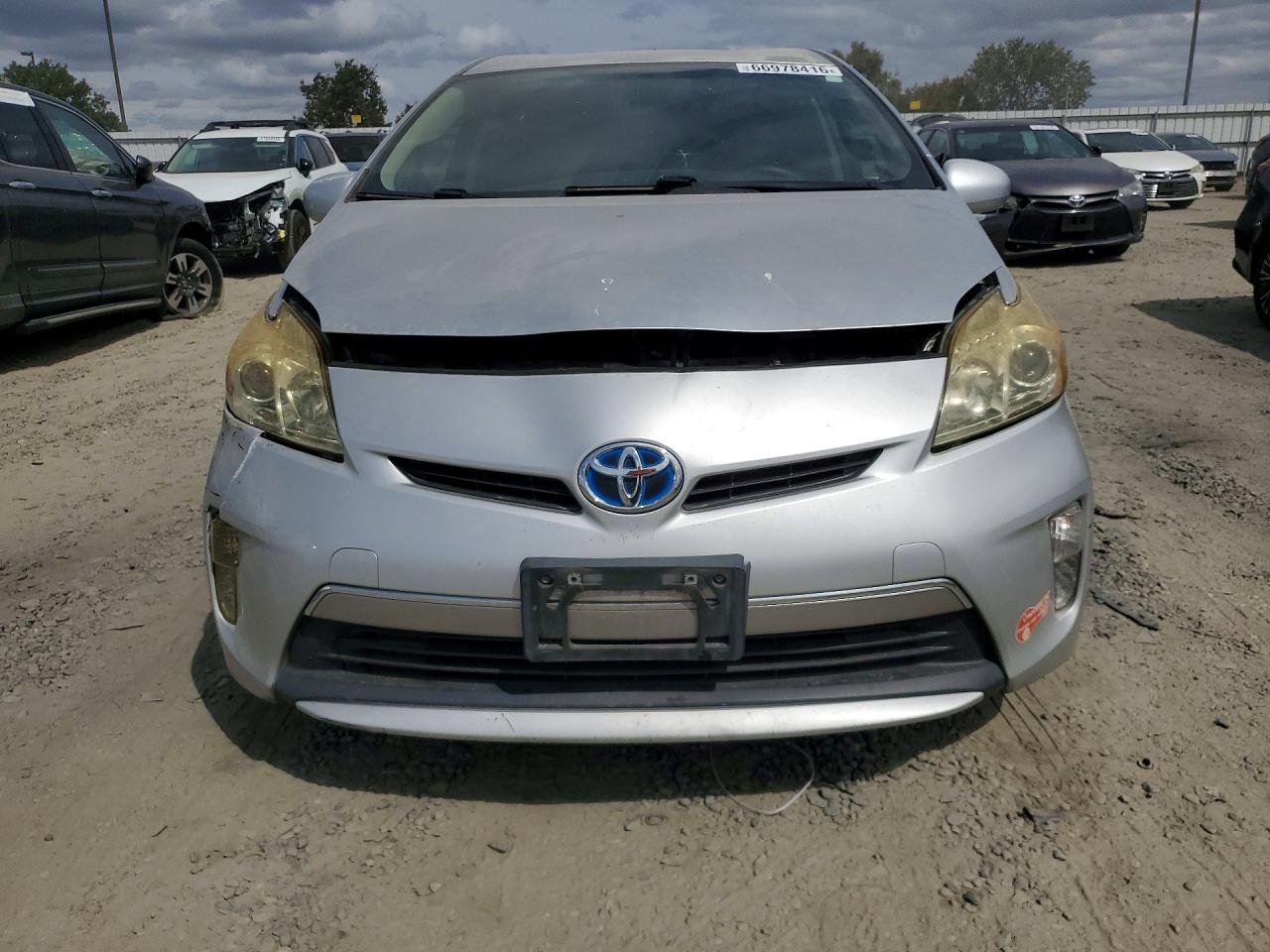 2013 Toyota Prius Plug-in Hybrid Base Серебряный vin: JTDKN3DP2D3046145