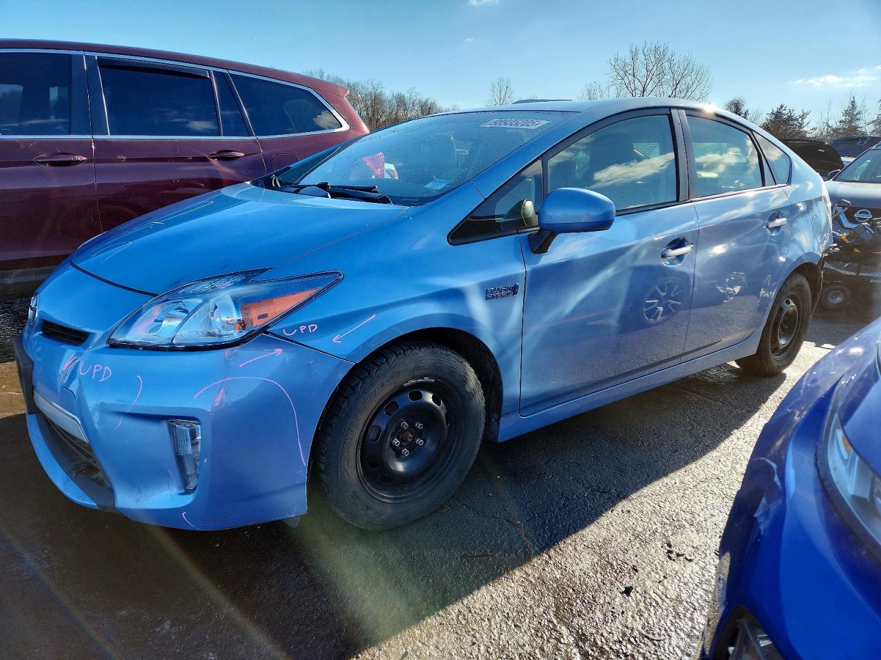 2014 Toyota Prius Plug-in Hybrid Base Blue vin: JTDKN3DP2E3051833