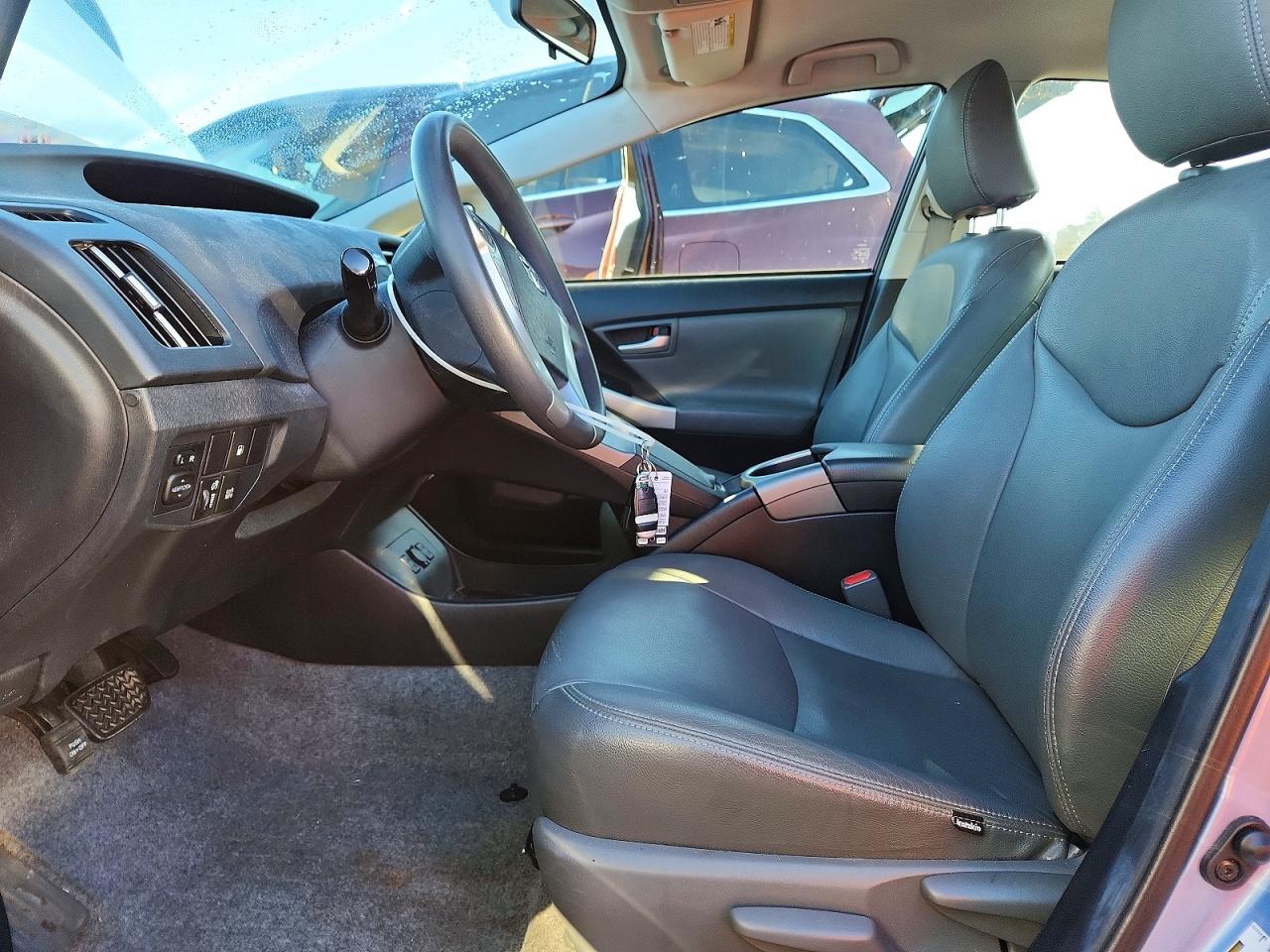 2014 Toyota Prius Plug-in Hybrid Base Blue vin: JTDKN3DP2E3051833
