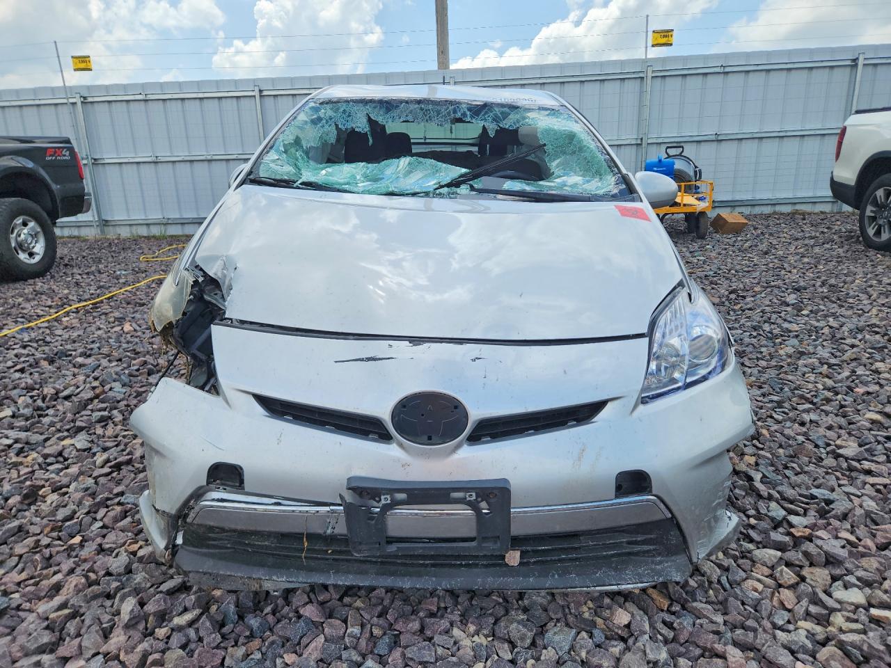 2014 Toyota Prius Plug-in Hybrid Base Серебряный vin: JTDKN3DP2E3059088