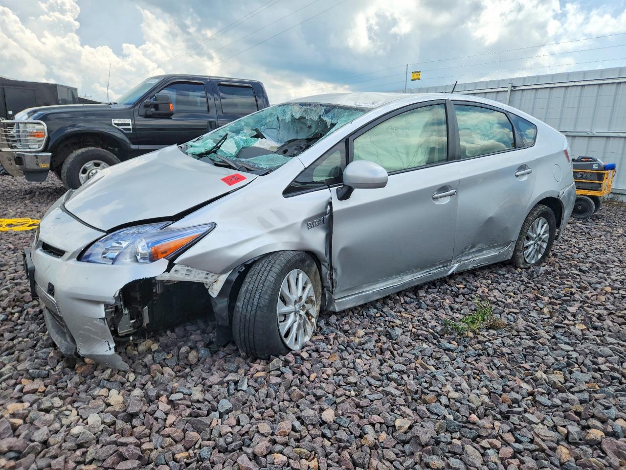 2014 Toyota Prius Plug-in Hybrid Base Серебряный vin: JTDKN3DP2E3059088