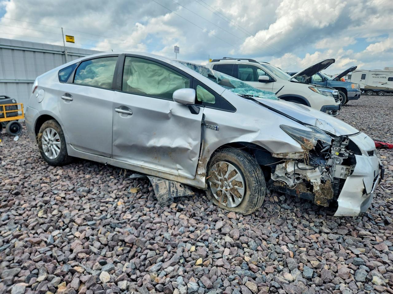 2014 Toyota Prius Plug-in Hybrid Base Серебряный vin: JTDKN3DP2E3059088