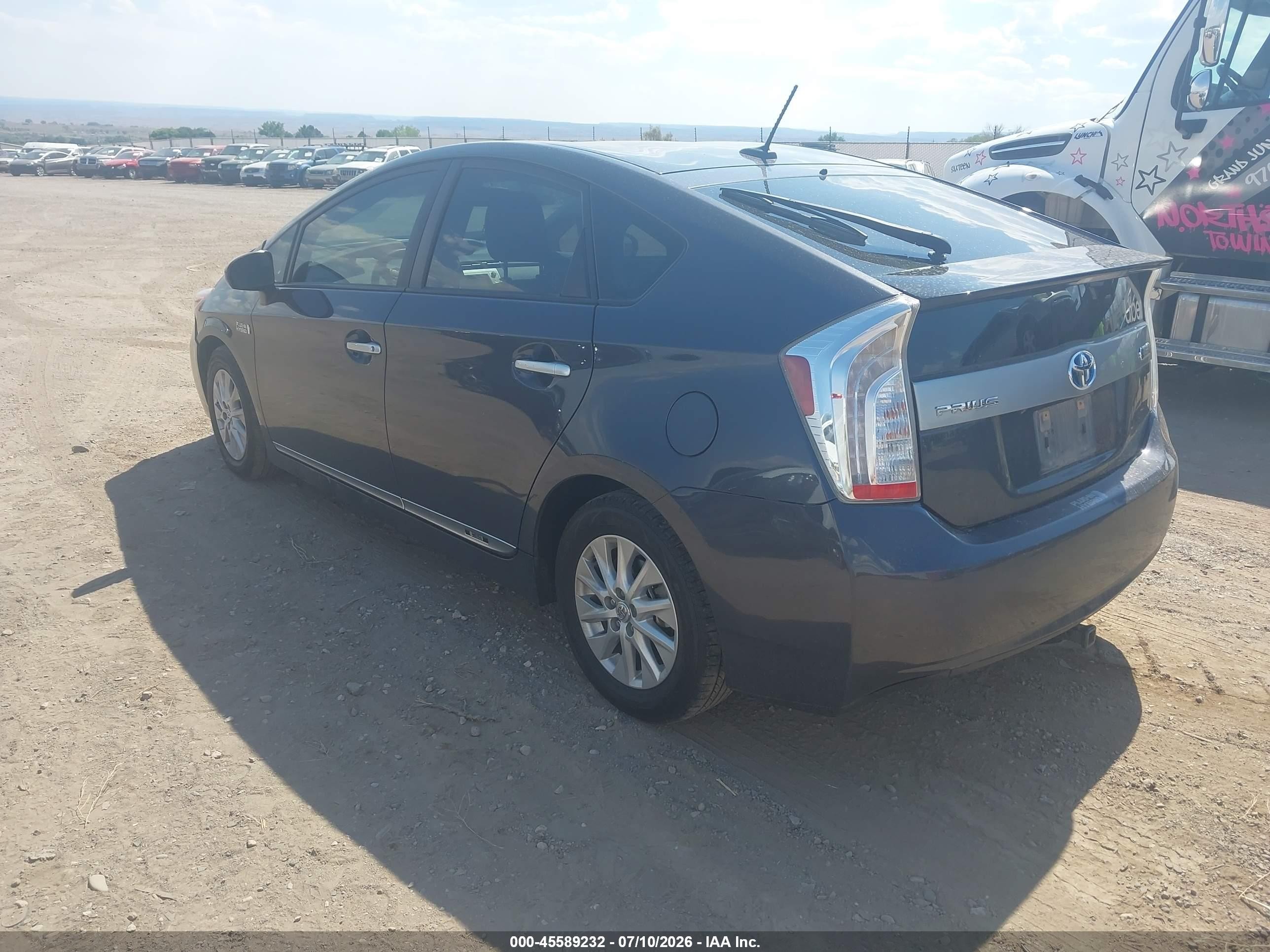 2014 Toyota Prius Plug-in Advanced Gray vin: JTDKN3DP2E3063819