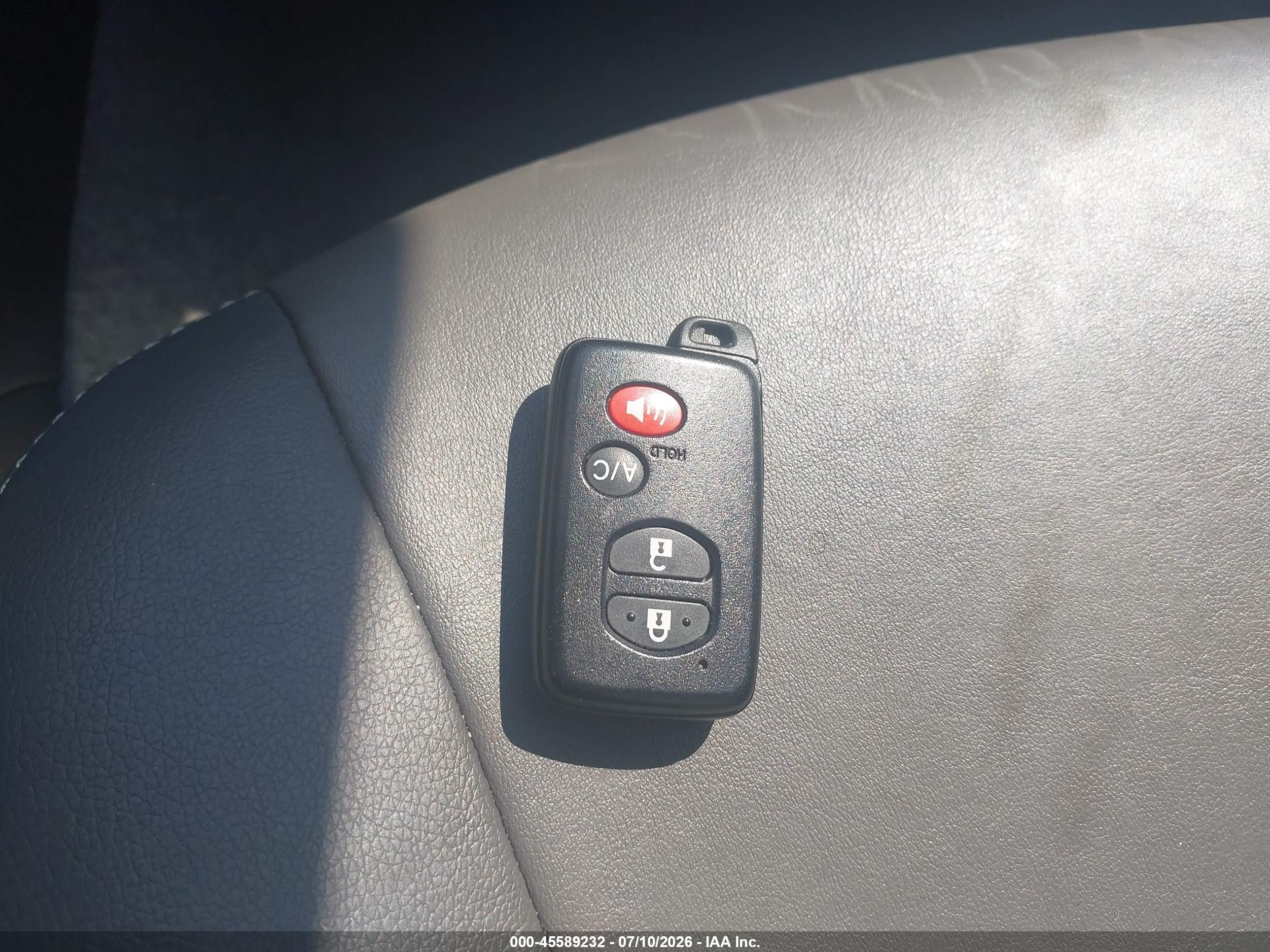 2014 Toyota Prius Plug-in Advanced Gray vin: JTDKN3DP2E3063819