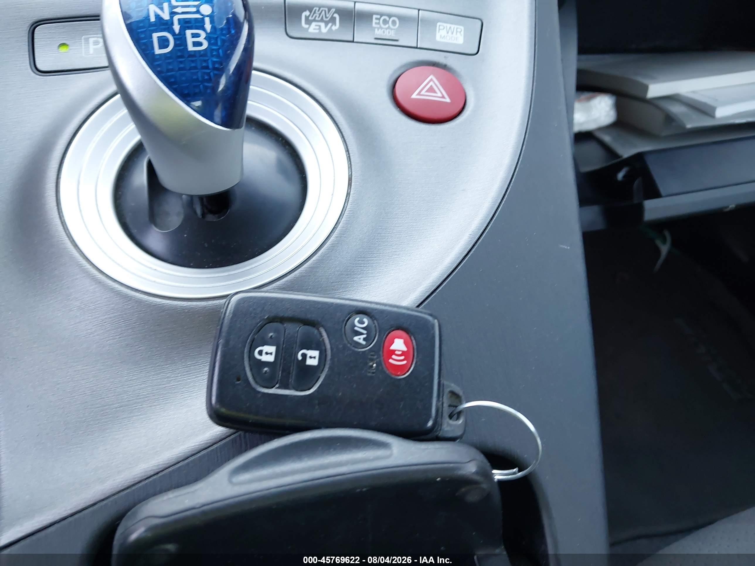2015 Toyota Prius Plug-in   Blue vin: JTDKN3DP2F3070741