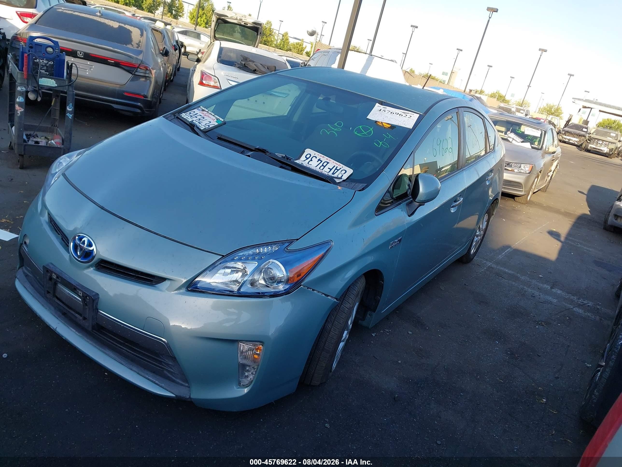 2015 Toyota Prius Plug-in   Blue vin: JTDKN3DP2F3070741