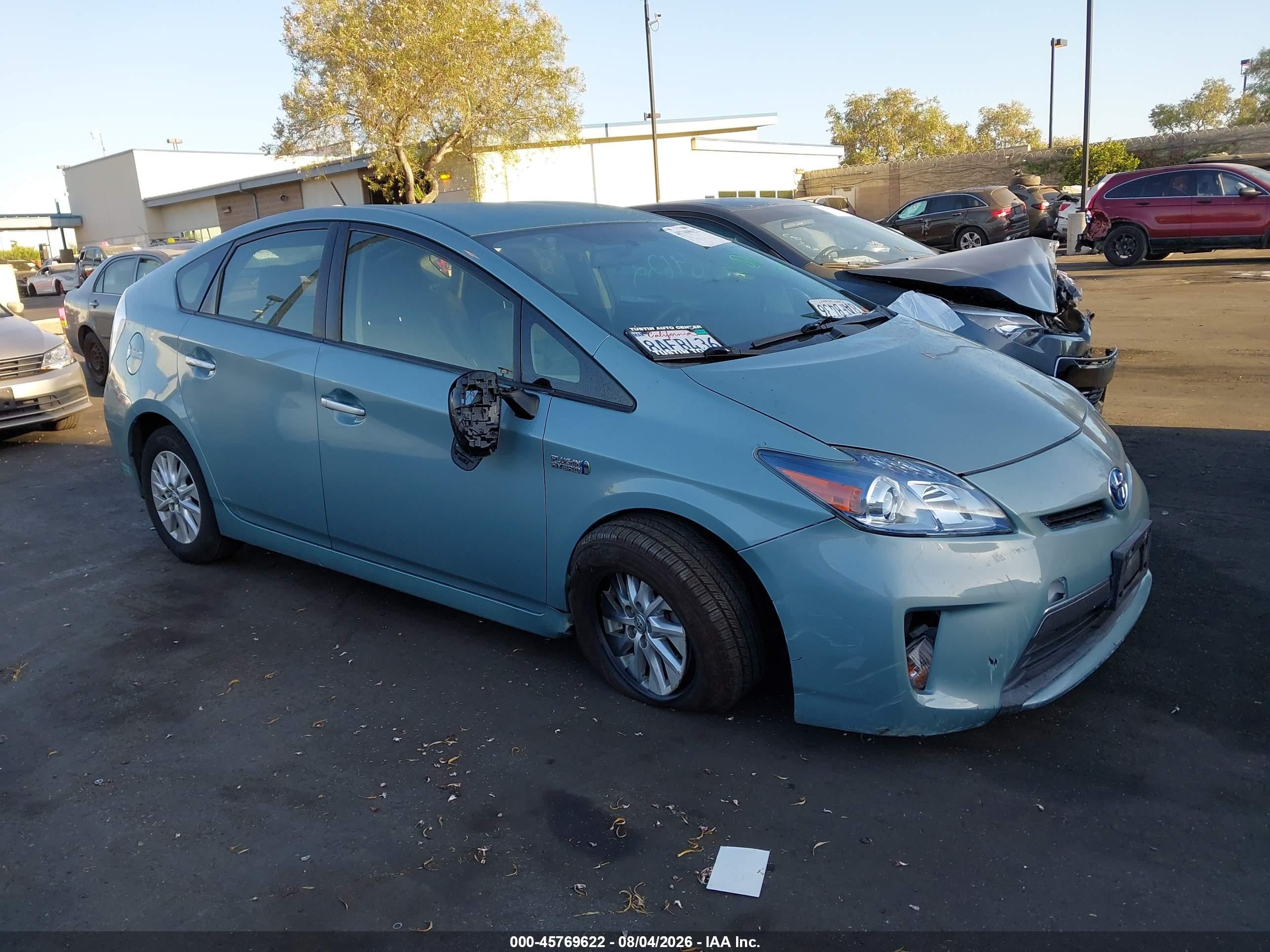 2015 Toyota Prius Plug-in   Blue vin: JTDKN3DP2F3070741