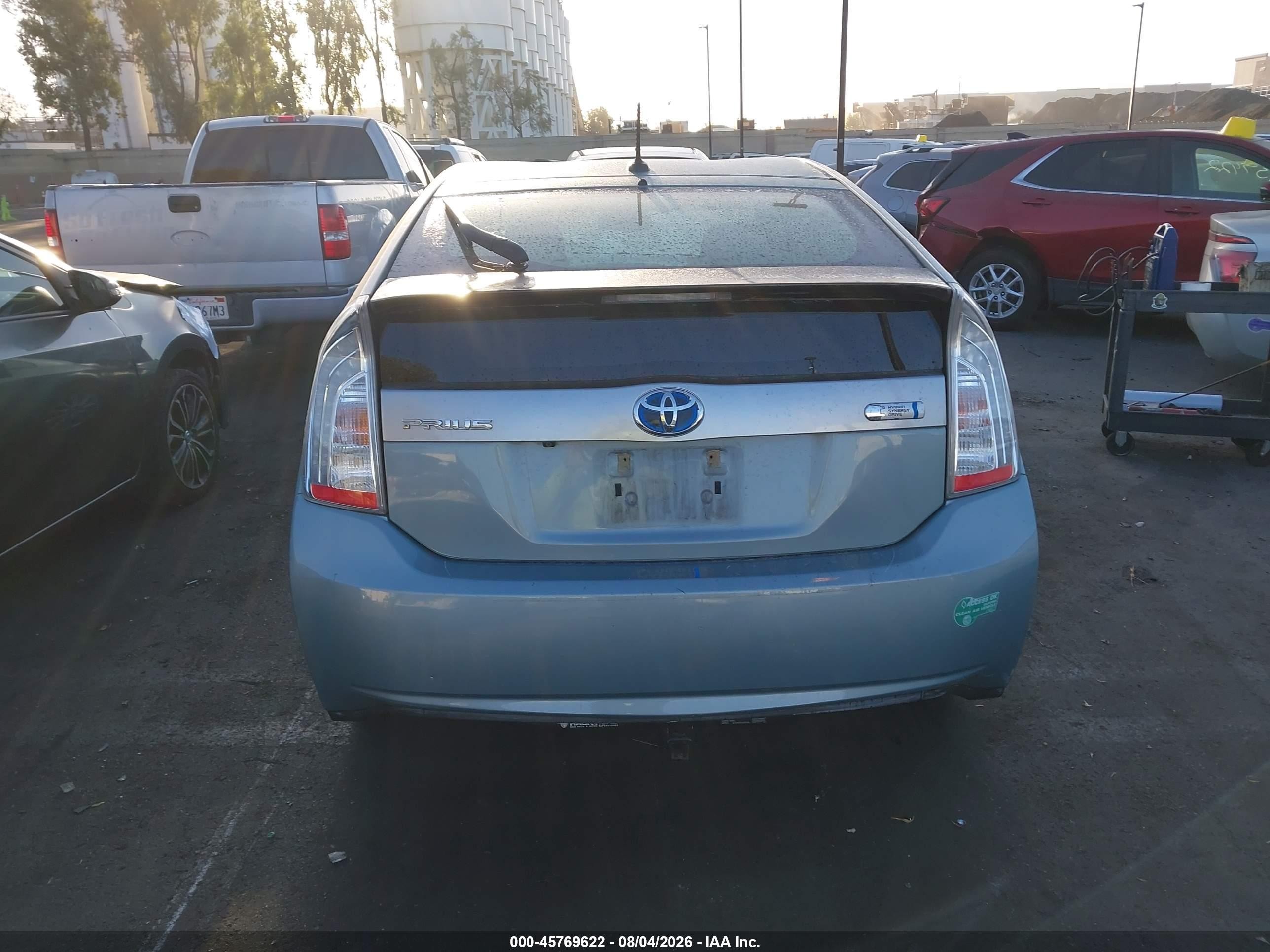 2015 Toyota Prius Plug-in   Blue vin: JTDKN3DP2F3070741