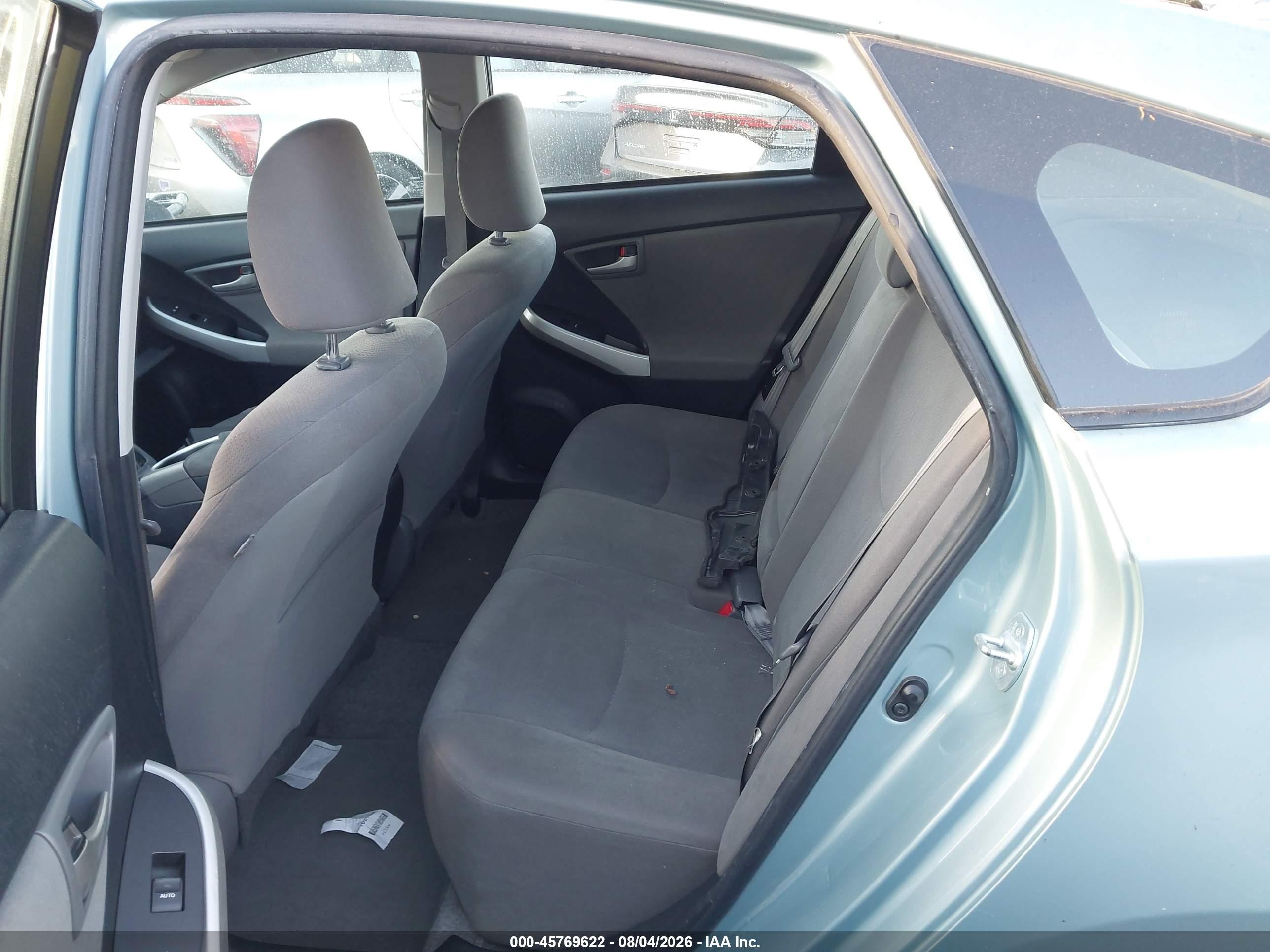 2015 Toyota Prius Plug-in   Blue vin: JTDKN3DP2F3070741