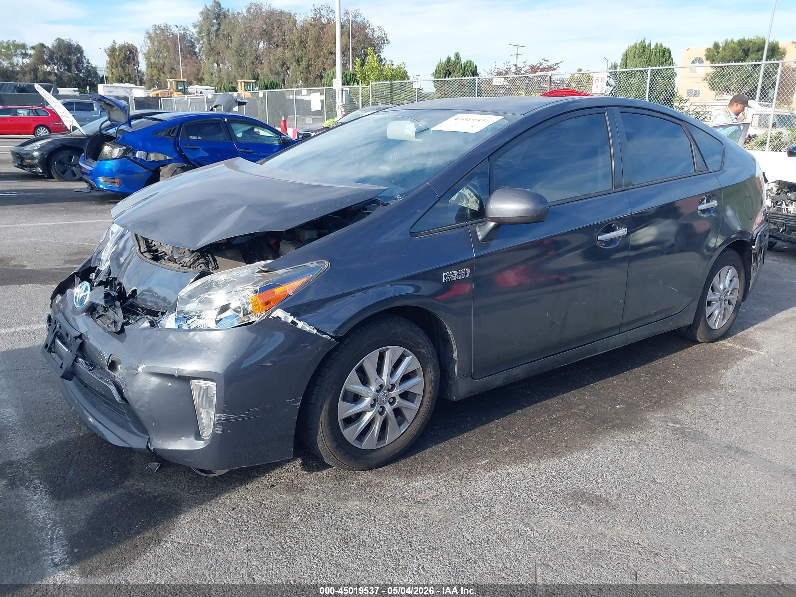 2015 Toyota Prius Plug-in   Gray vin: JTDKN3DP2F3074739