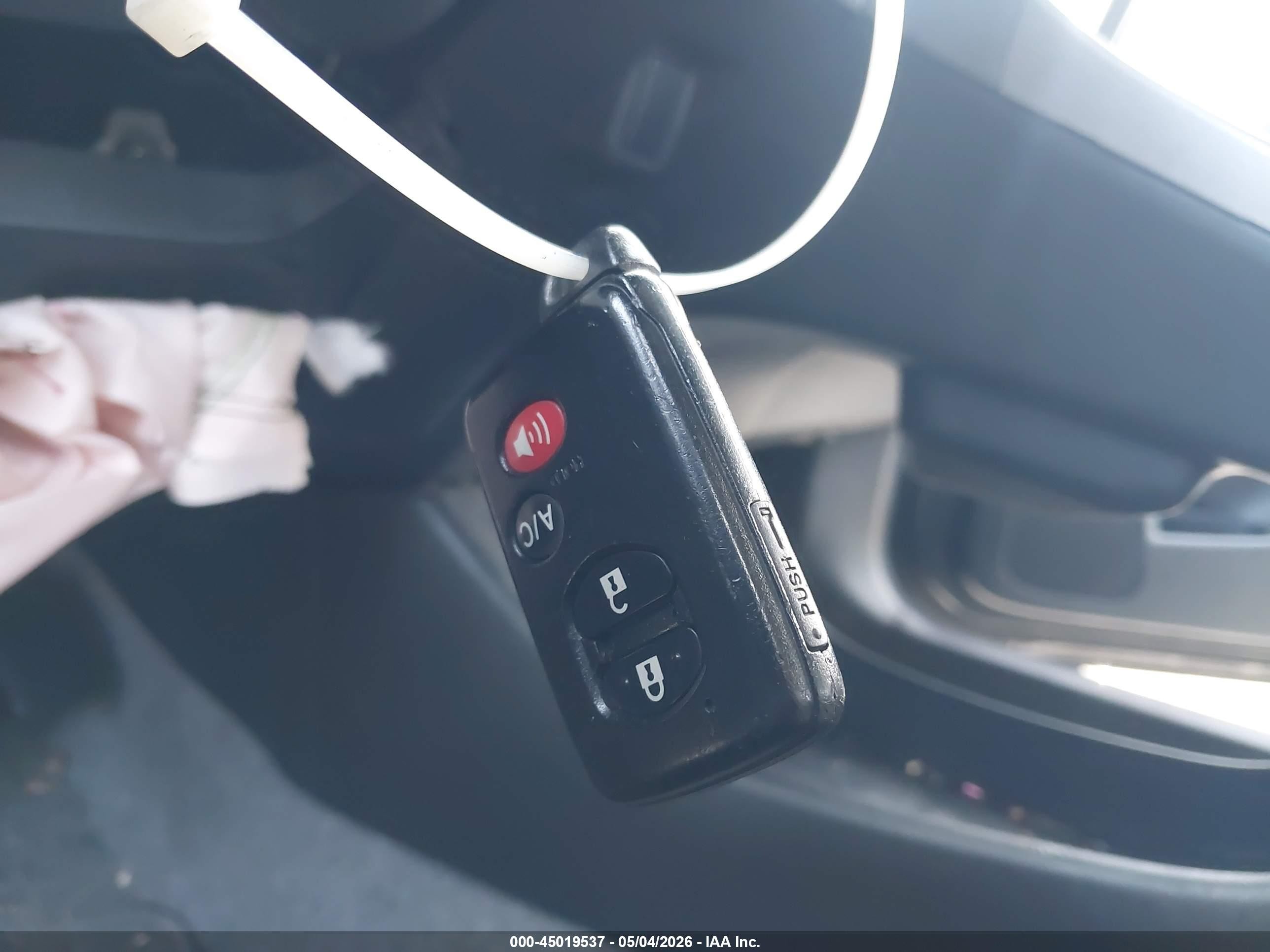2015 Toyota Prius Plug-in   Gray vin: JTDKN3DP2F3074739