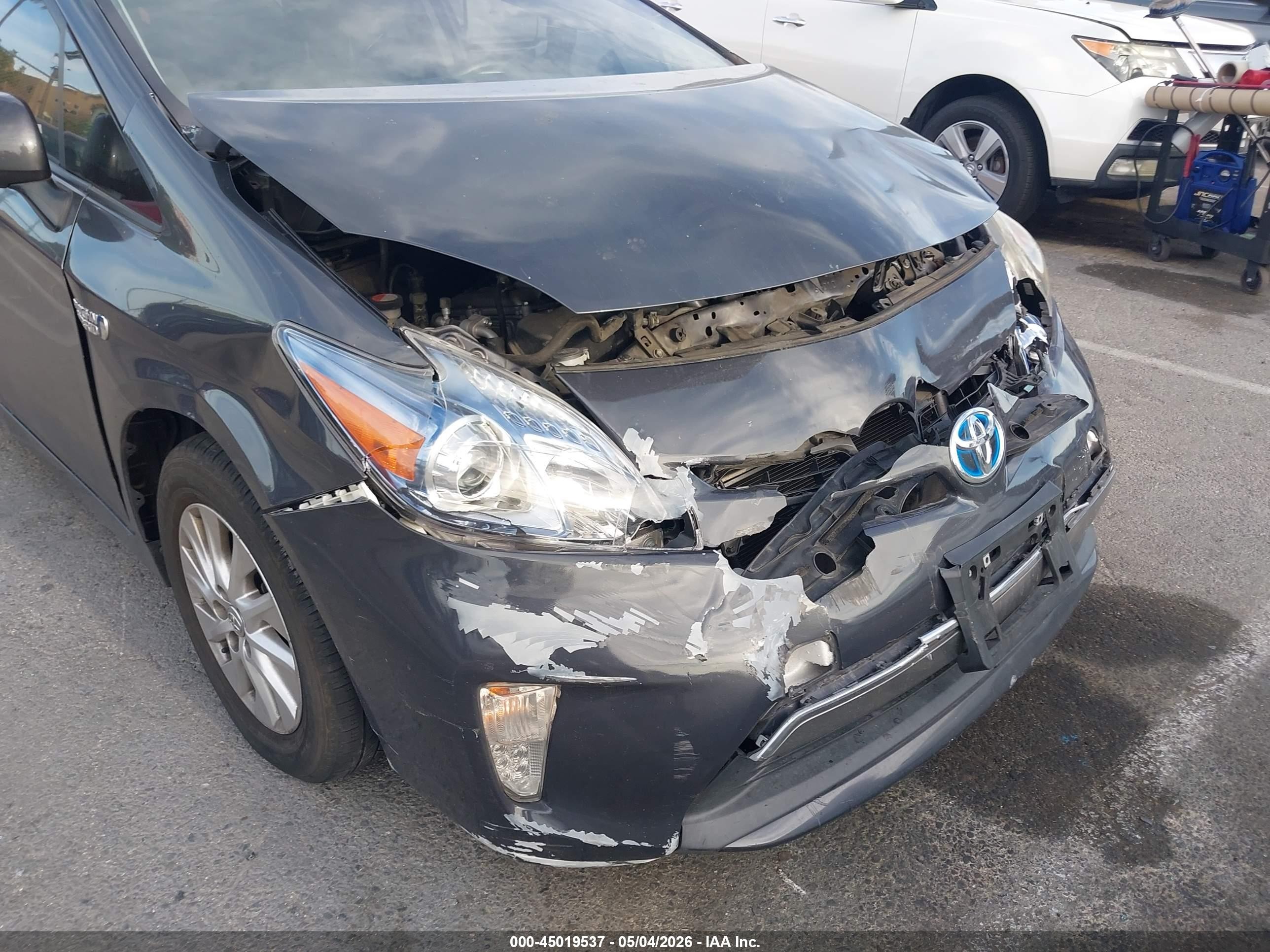 2015 Toyota Prius Plug-in   Gray vin: JTDKN3DP2F3074739