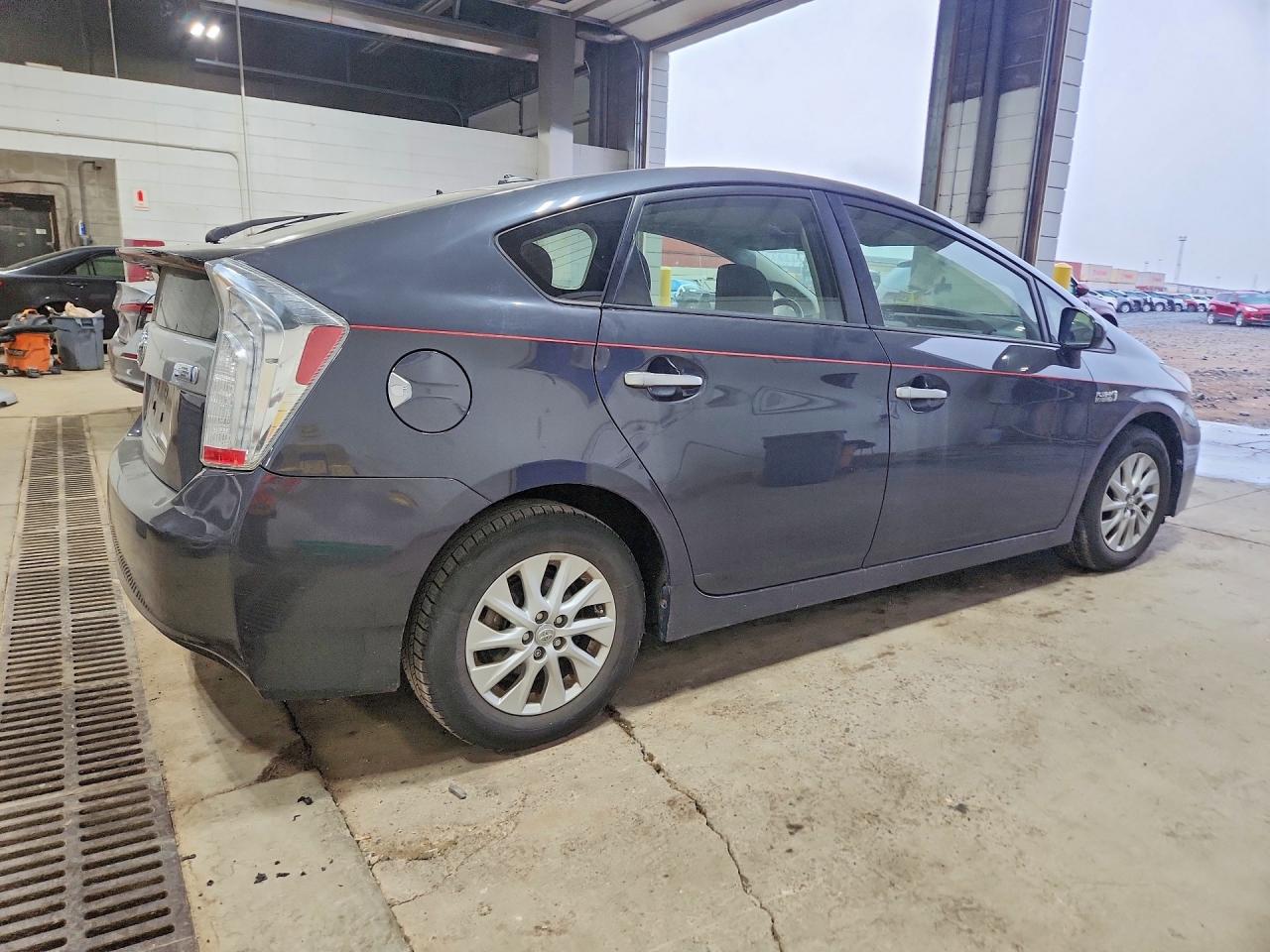 2012 Toyota Prius Plug-in Hybrid Base Charcoal vin: JTDKN3DP3C3013105