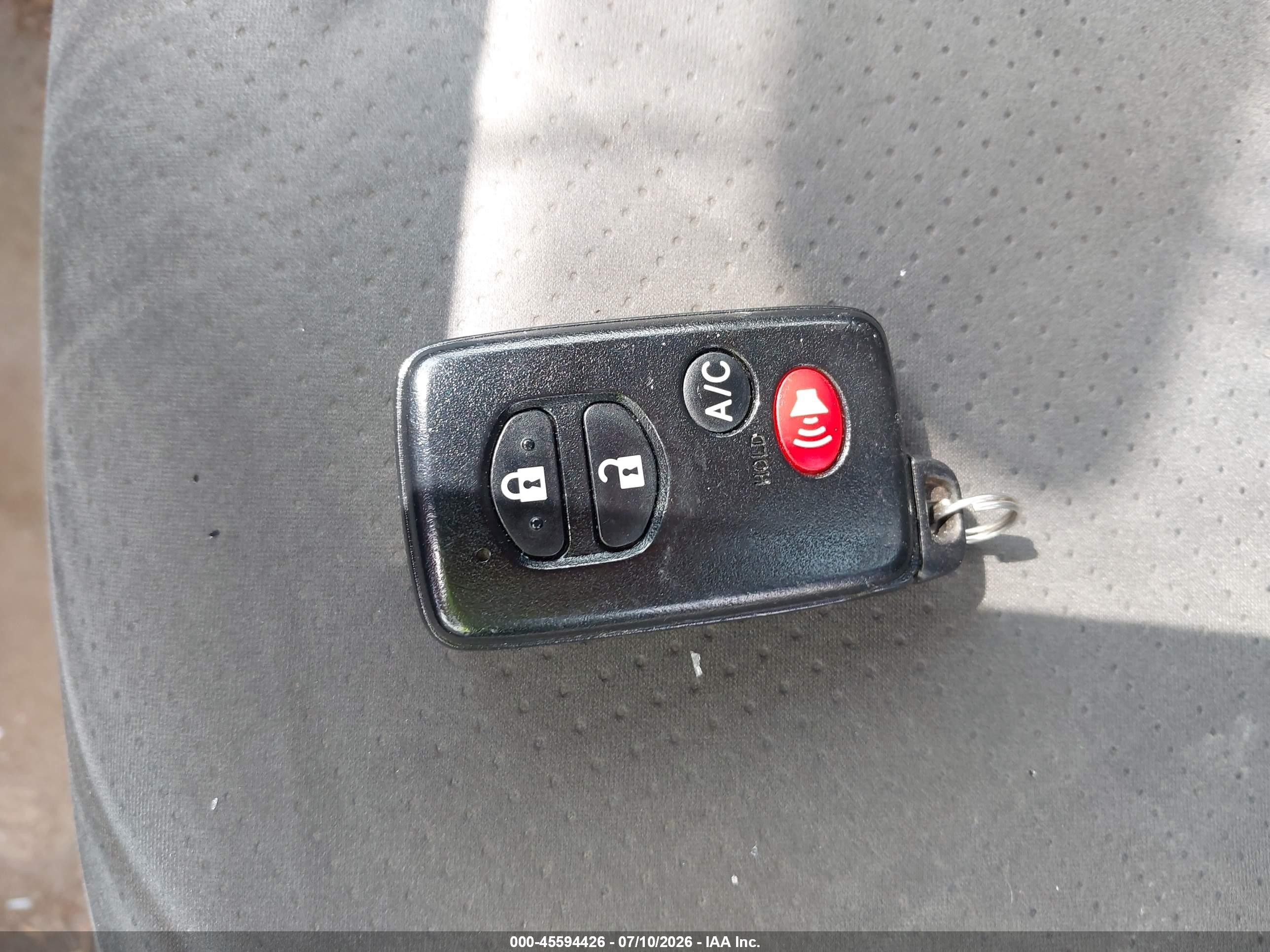 2012 Toyota Prius Plug-in   Gray vin: JTDKN3DP3C3023150