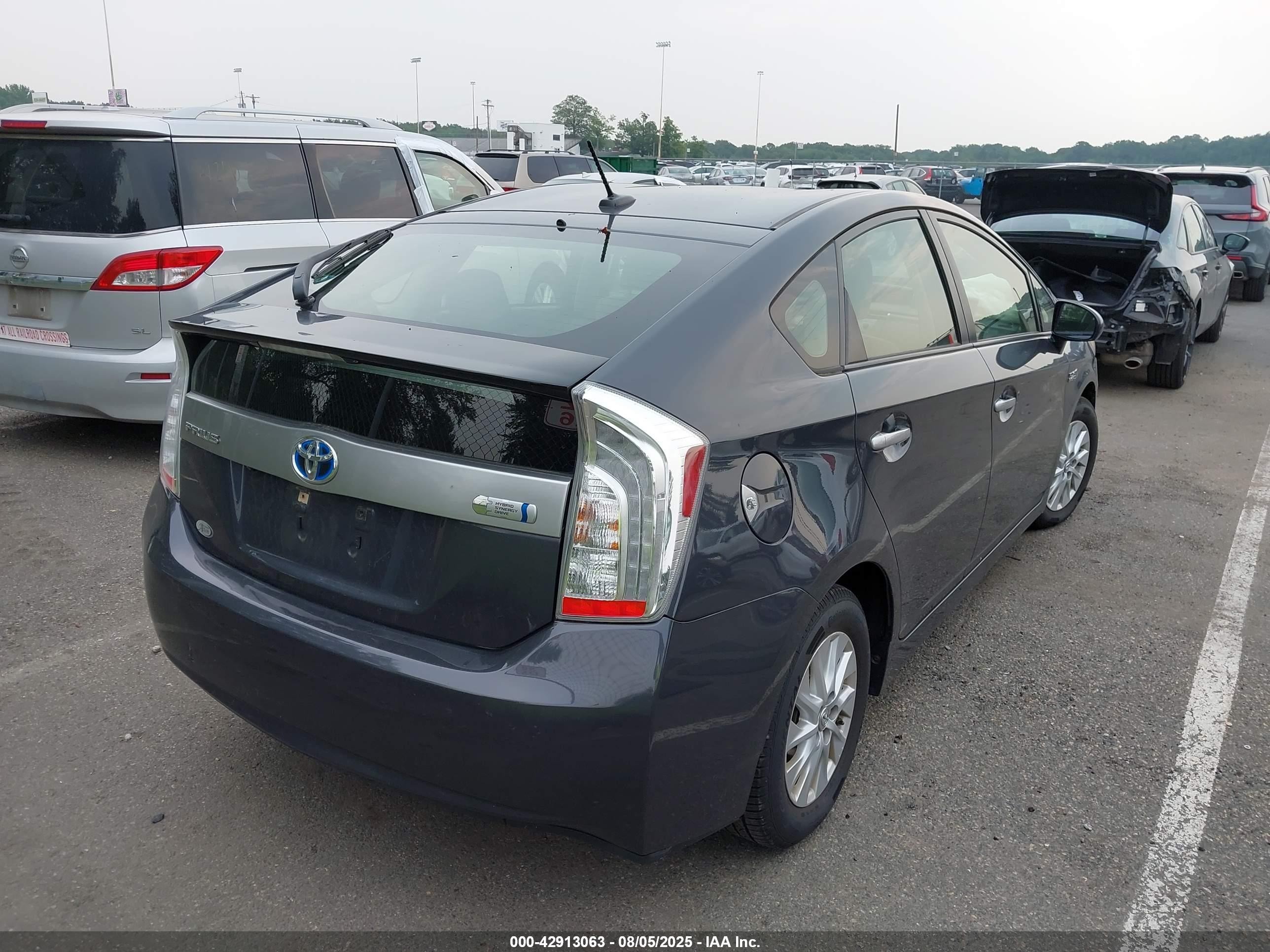 2012 Toyota Prius Plug-in   Gray vin: JTDKN3DP3C3024119