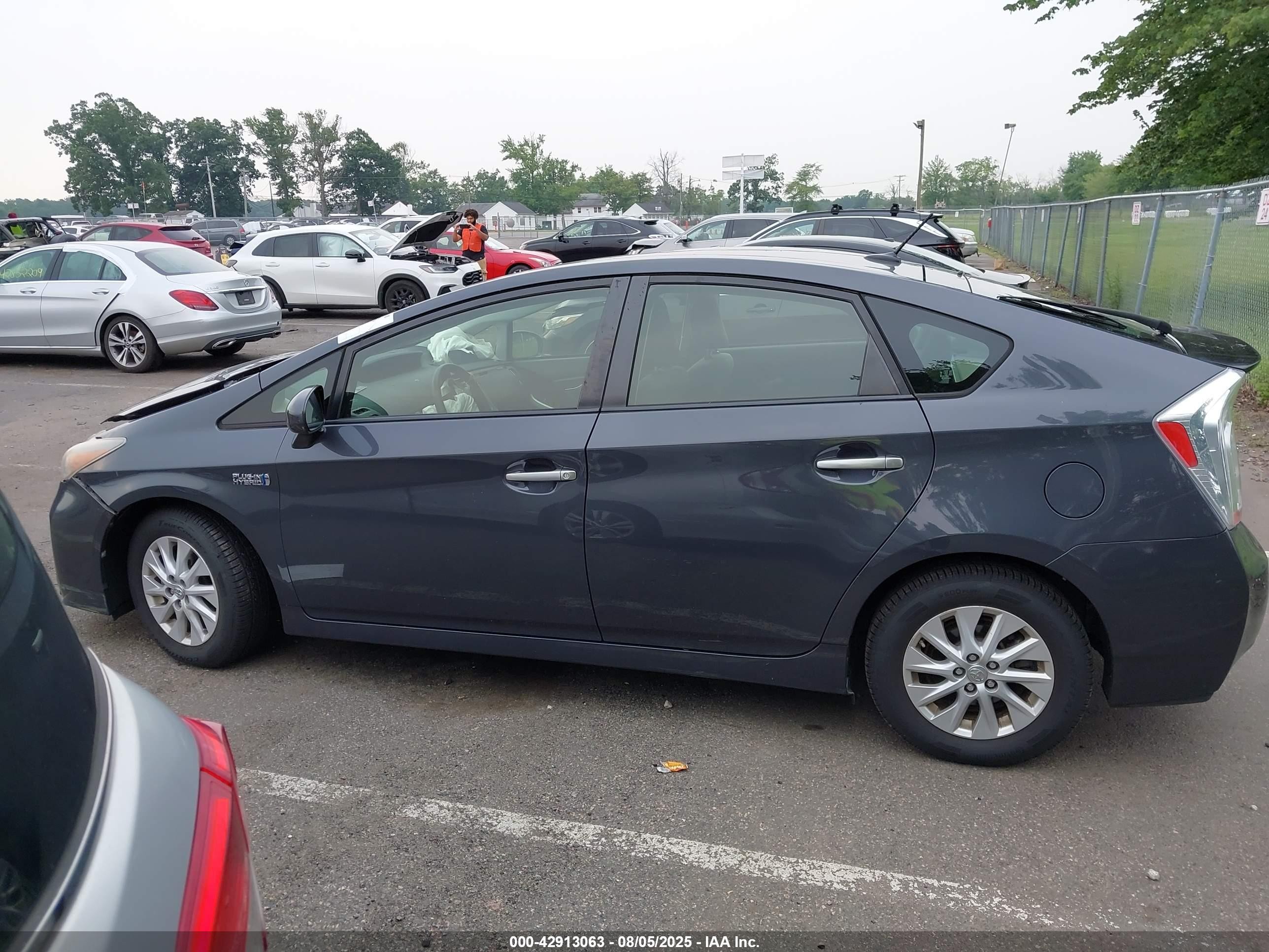2012 Toyota Prius Plug-in   Gray vin: JTDKN3DP3C3024119