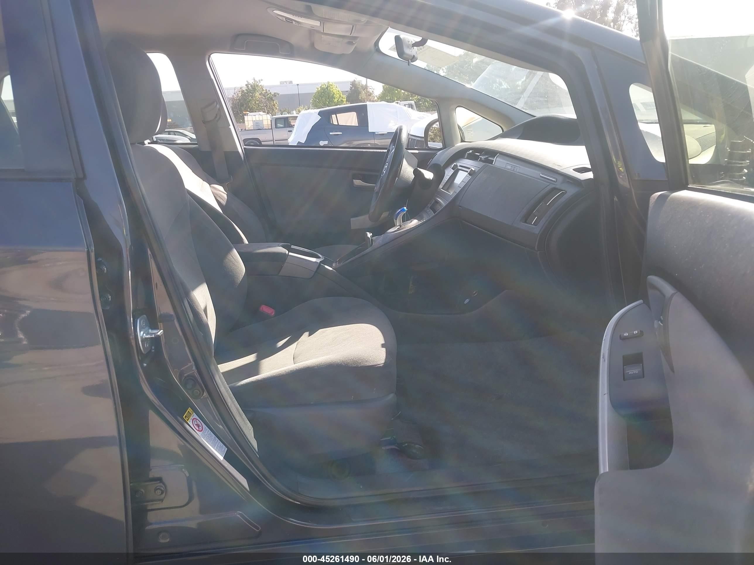 2012 Toyota Prius Plug-in Gray vin: JTDKN3DP3C3025030