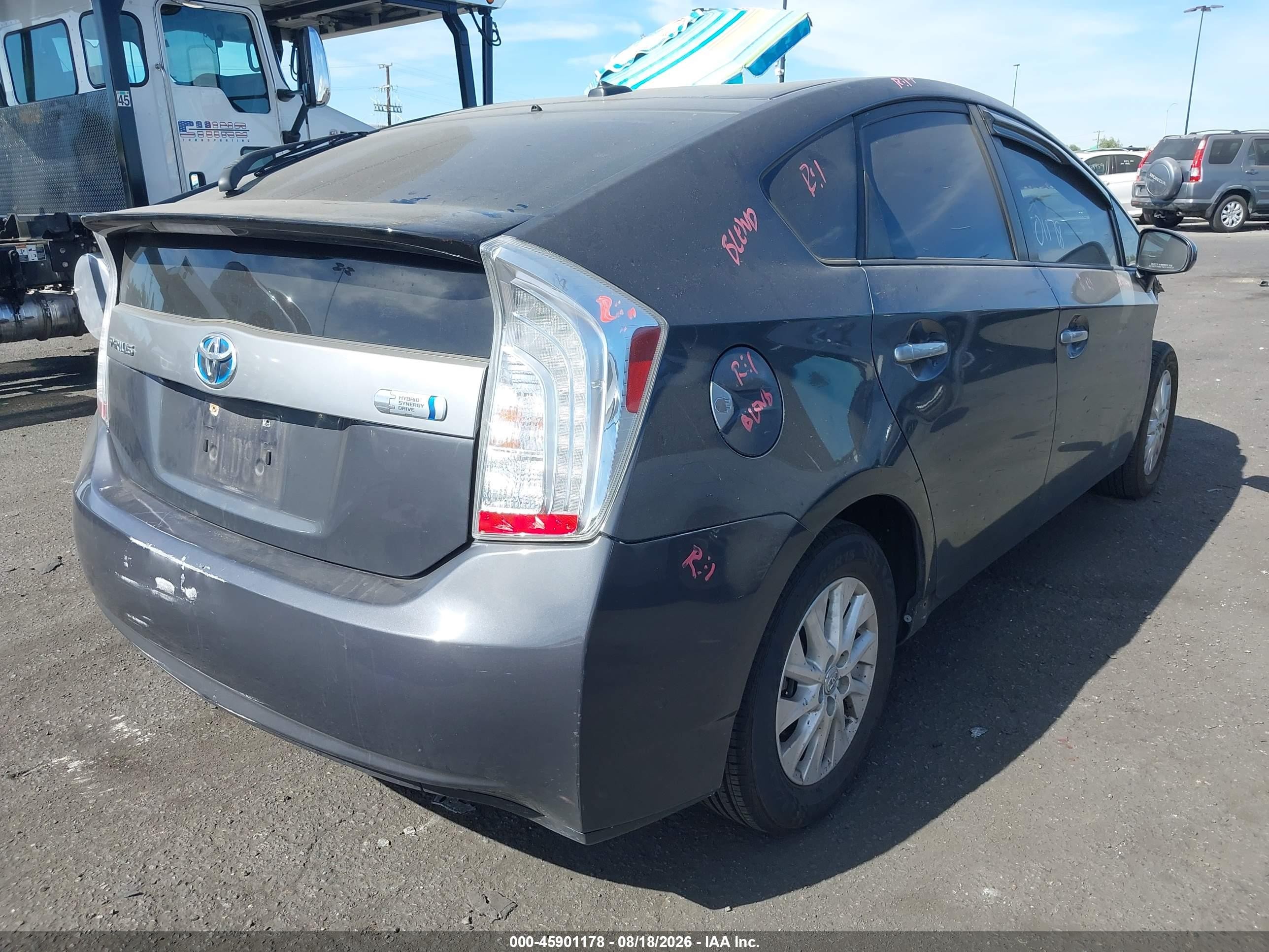 2013 Toyota Prius Plug-in   Серый vin: JTDKN3DP3D3032786