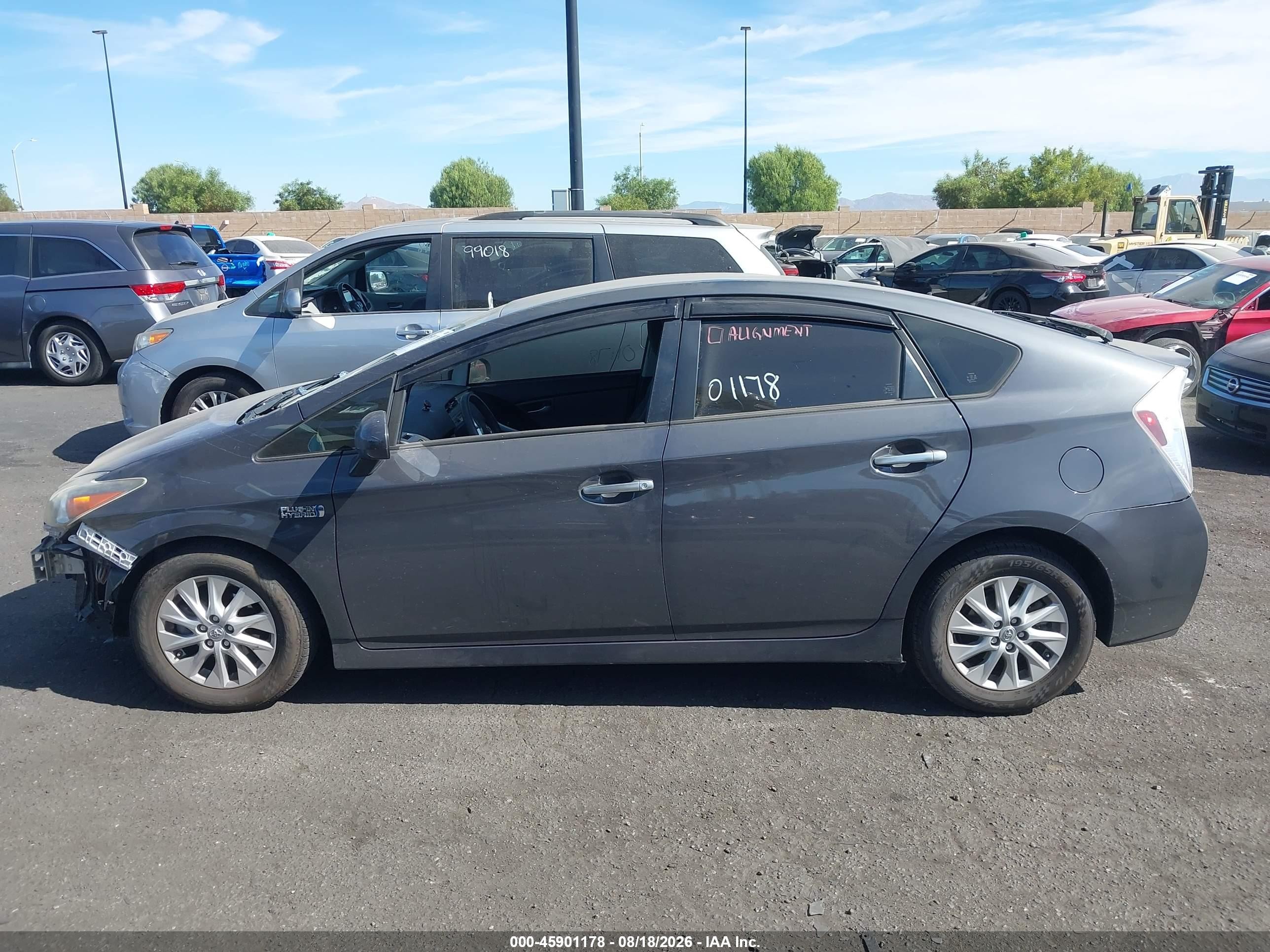 2013 Toyota Prius Plug-in   Серый vin: JTDKN3DP3D3032786