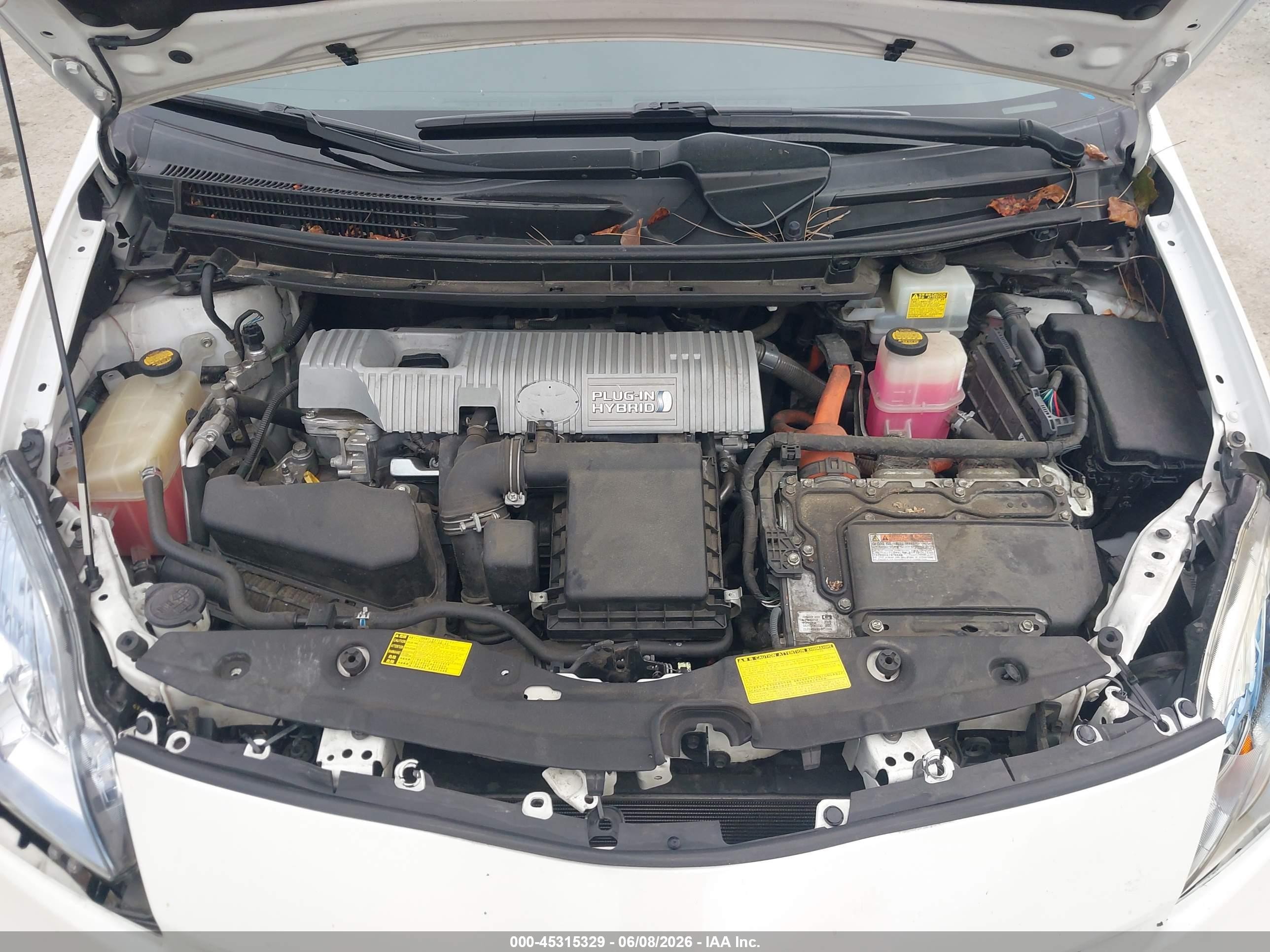 2013 Toyota Prius Plug-in   Белый vin: JTDKN3DP3D3041486