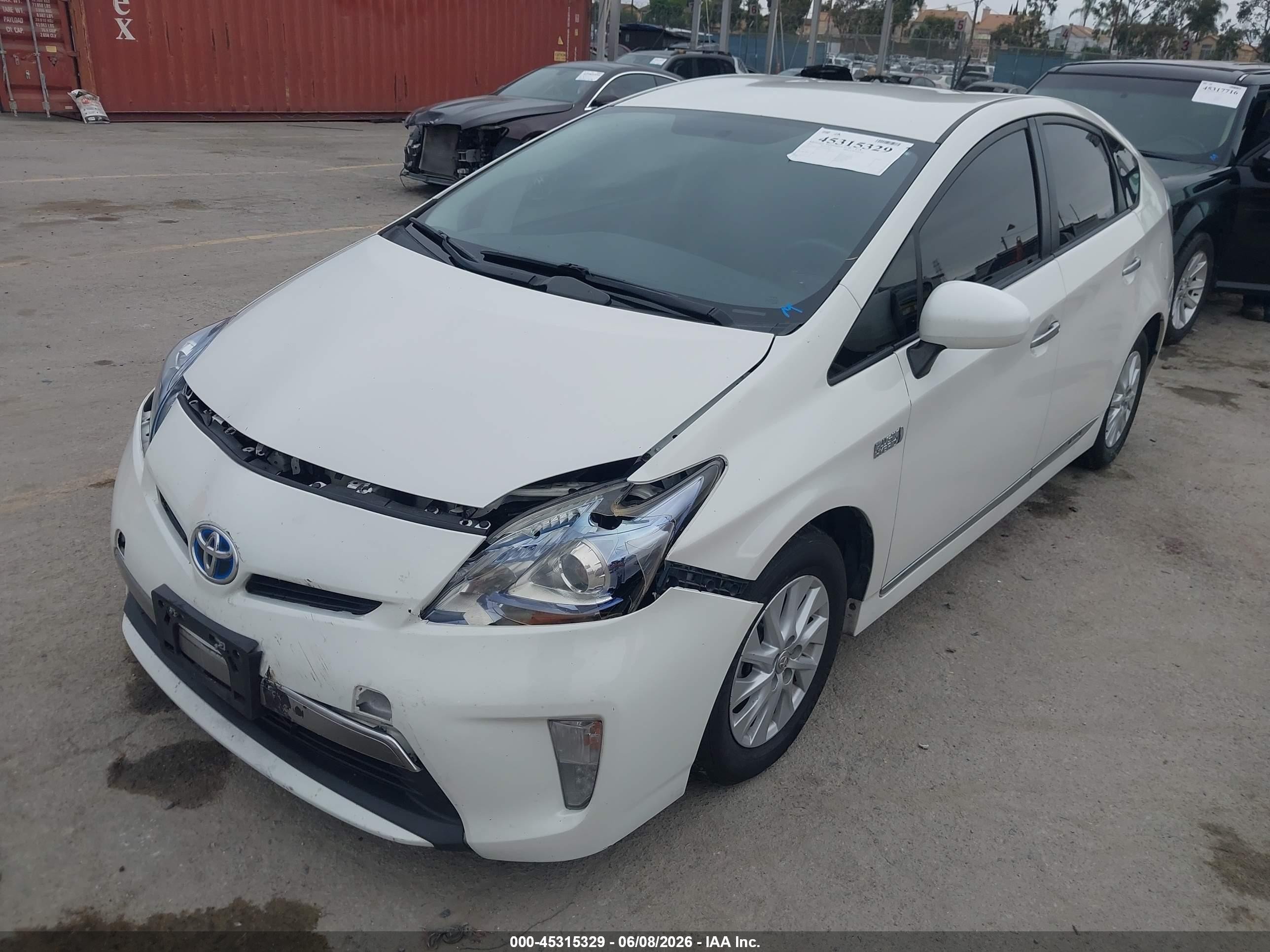 2013 Toyota Prius Plug-in   Белый vin: JTDKN3DP3D3041486