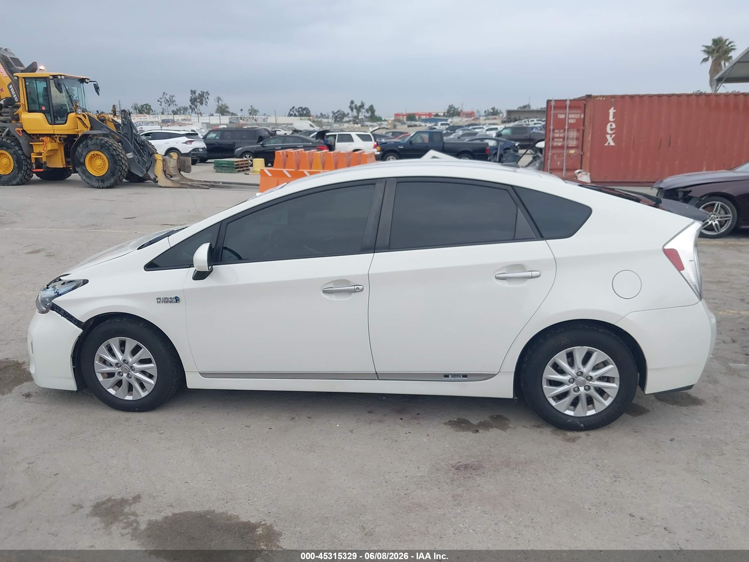 2013 Toyota Prius Plug-in   Белый vin: JTDKN3DP3D3041486