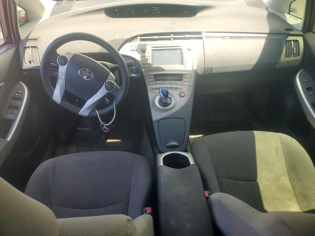 2014 Toyota Prius Plug-in Hybrid Base Turquoise vin: JTDKN3DP3E3057611