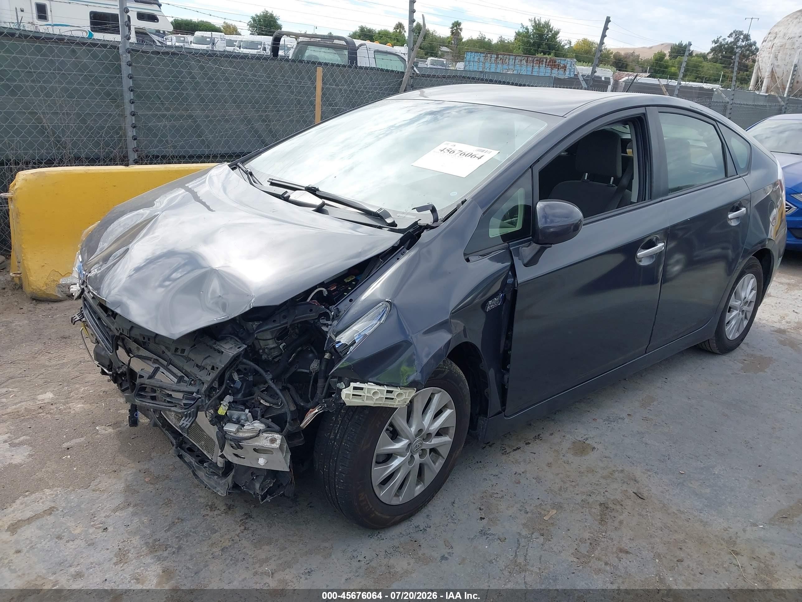 2014 Toyota Prius Plug-in   Gray vin: JTDKN3DP3E3060055