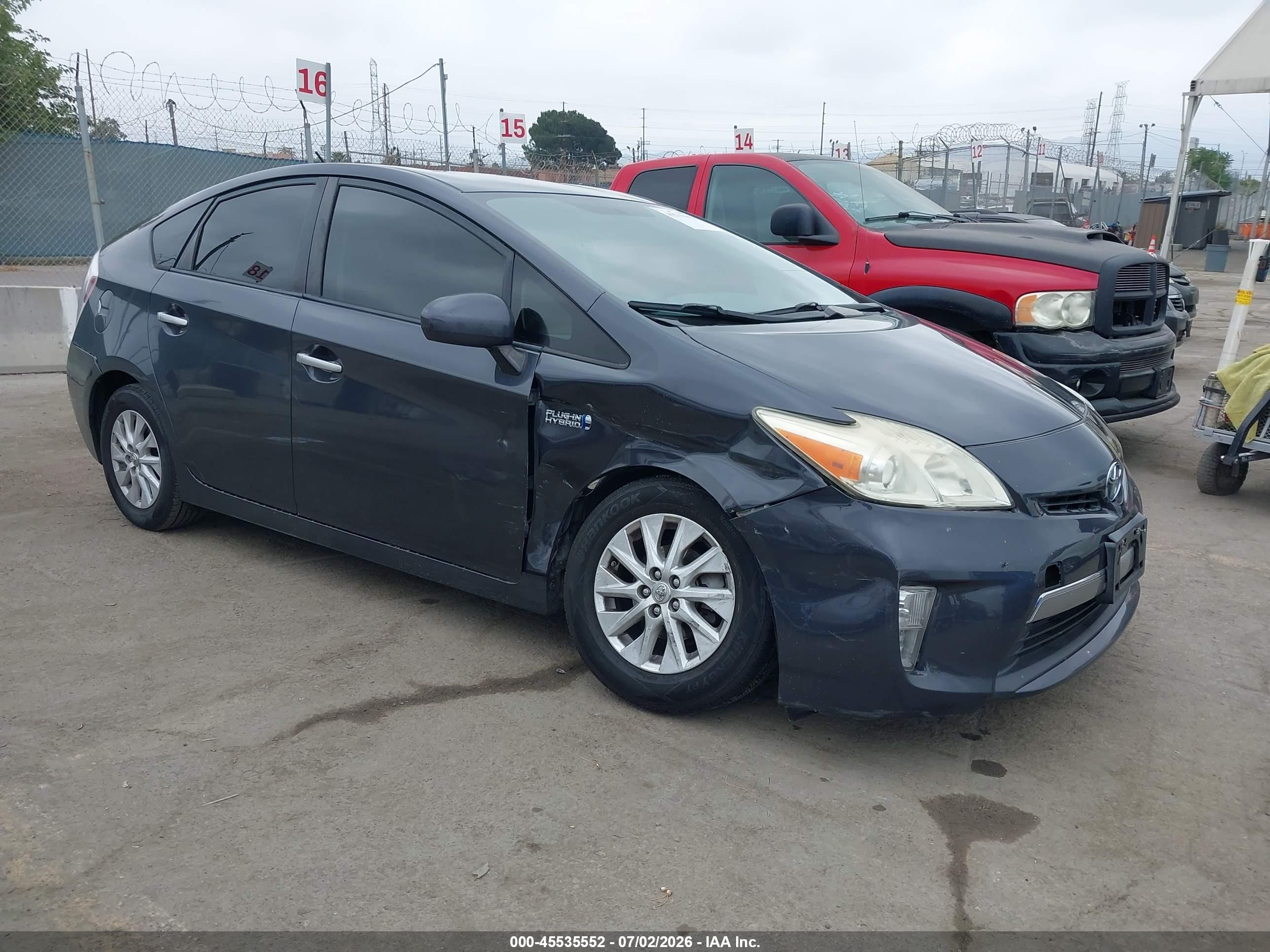 2012 Toyota Prius Plug-in   Серый vin: JTDKN3DP4C3014652