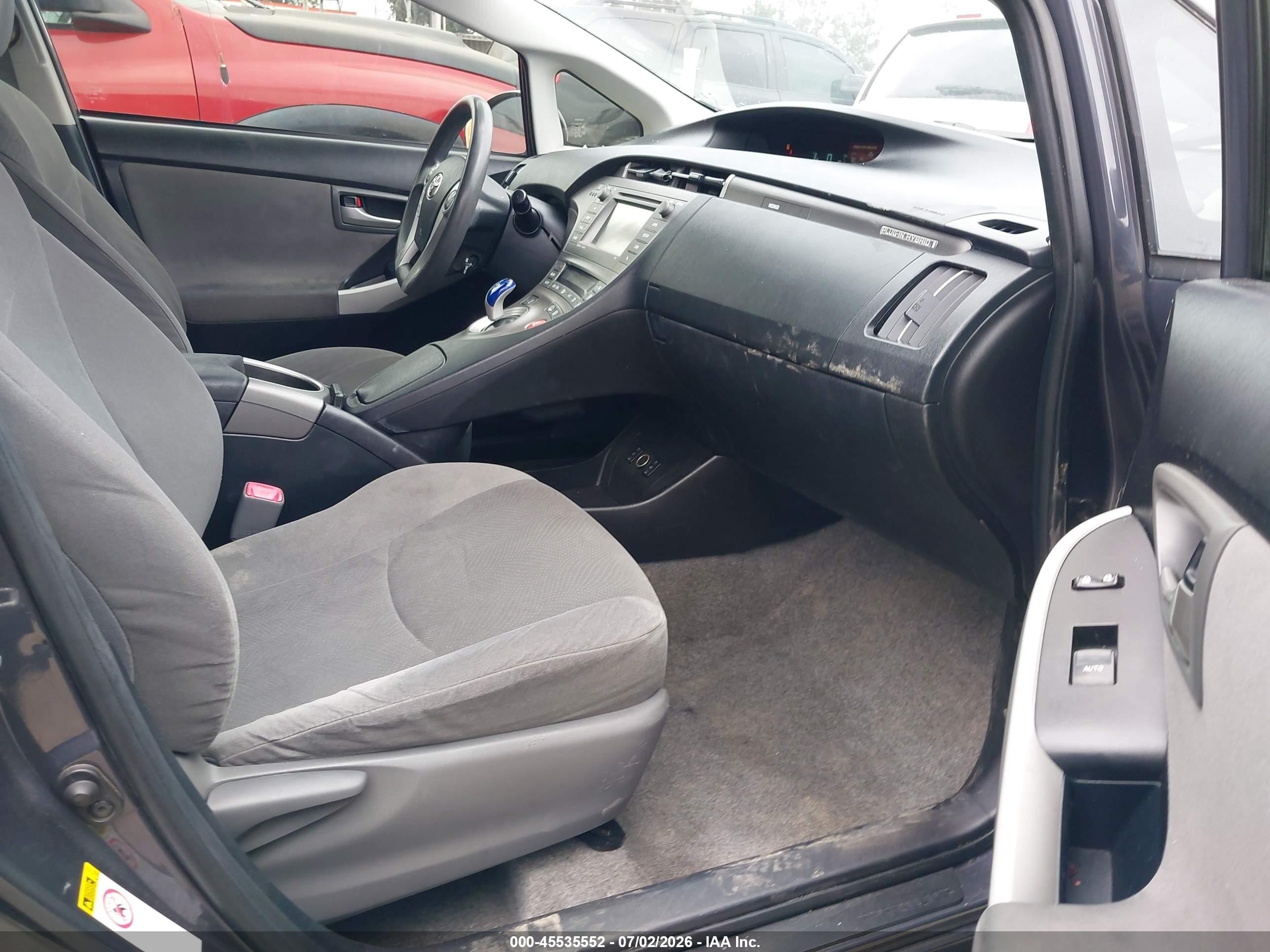 2012 Toyota Prius Plug-in   Gray vin: JTDKN3DP4C3014652
