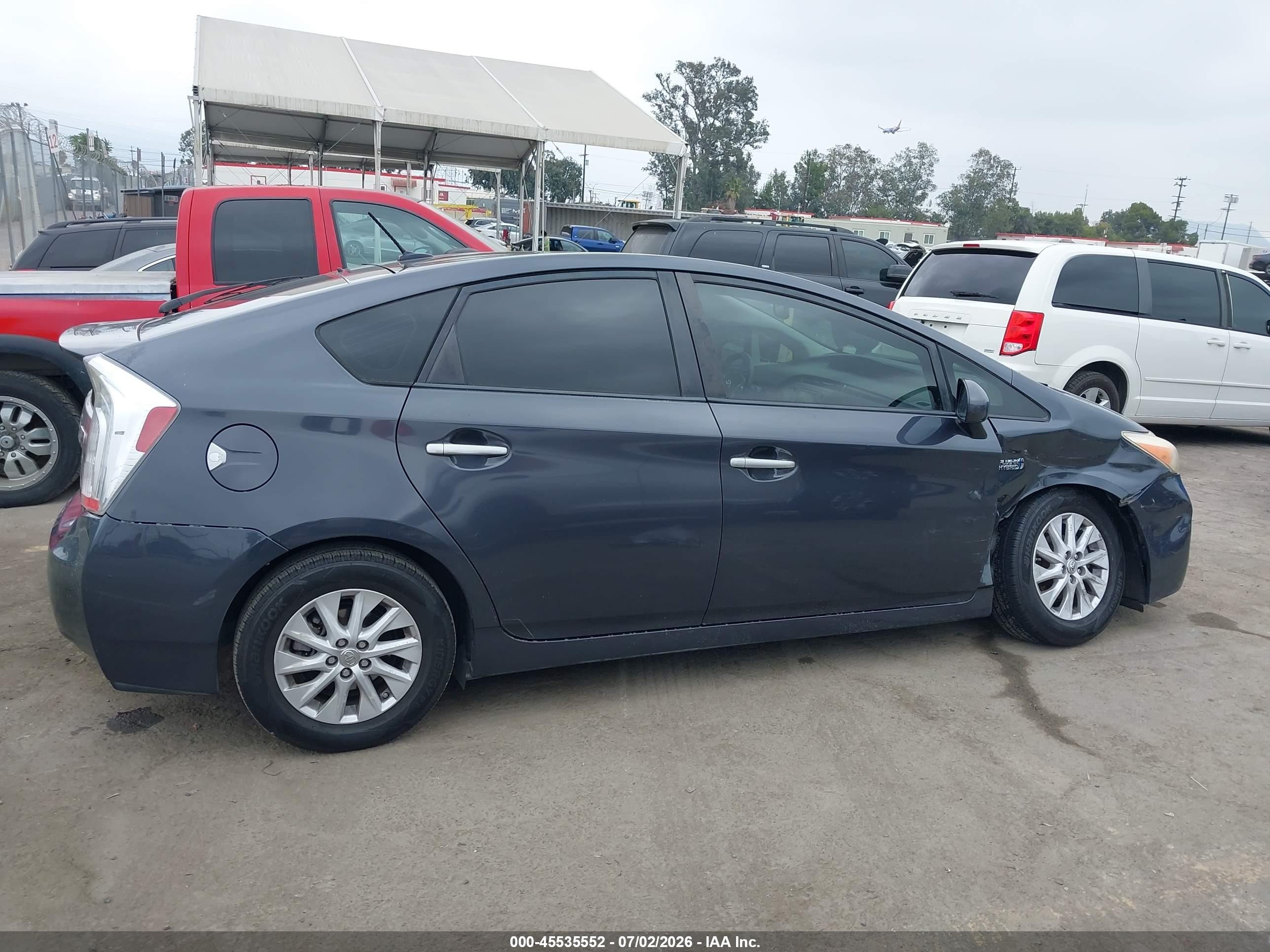 2012 Toyota Prius Plug-in   Gray vin: JTDKN3DP4C3014652