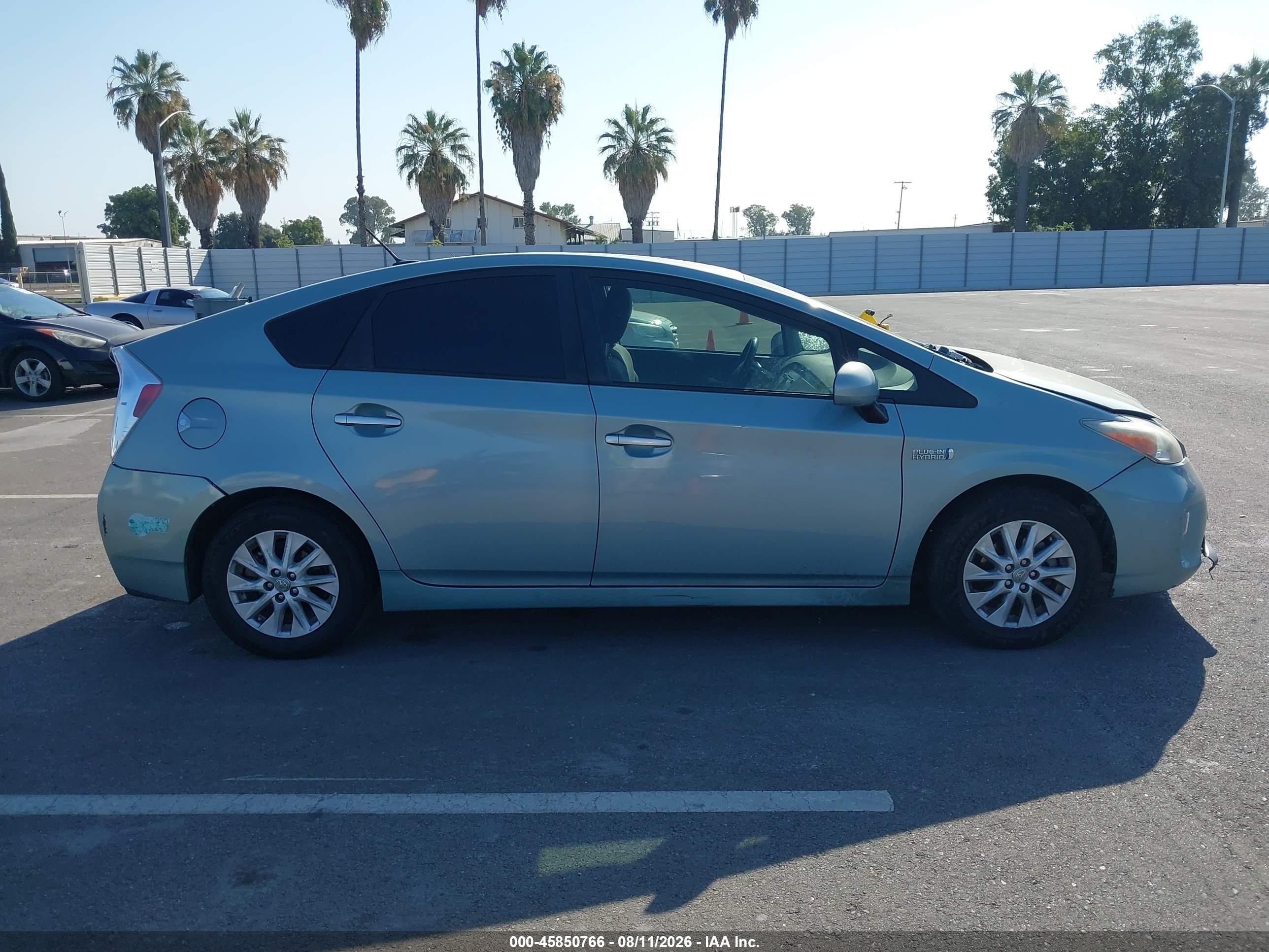2014 Toyota Prius Plug-in   Teal vin: JTDKN3DP4E3052692