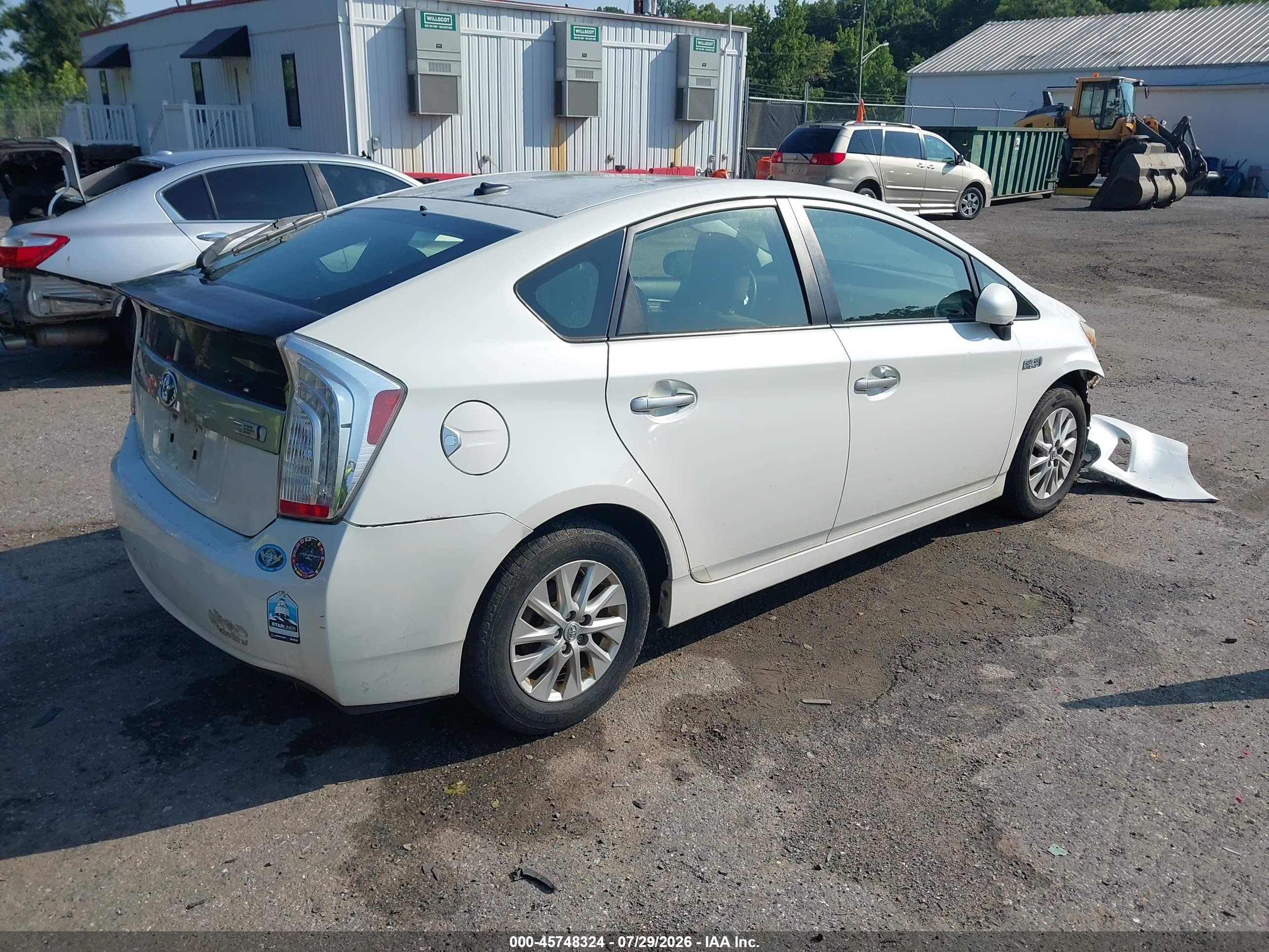 2014 Toyota Prius Plug-in   White vin: JTDKN3DP4E3060128