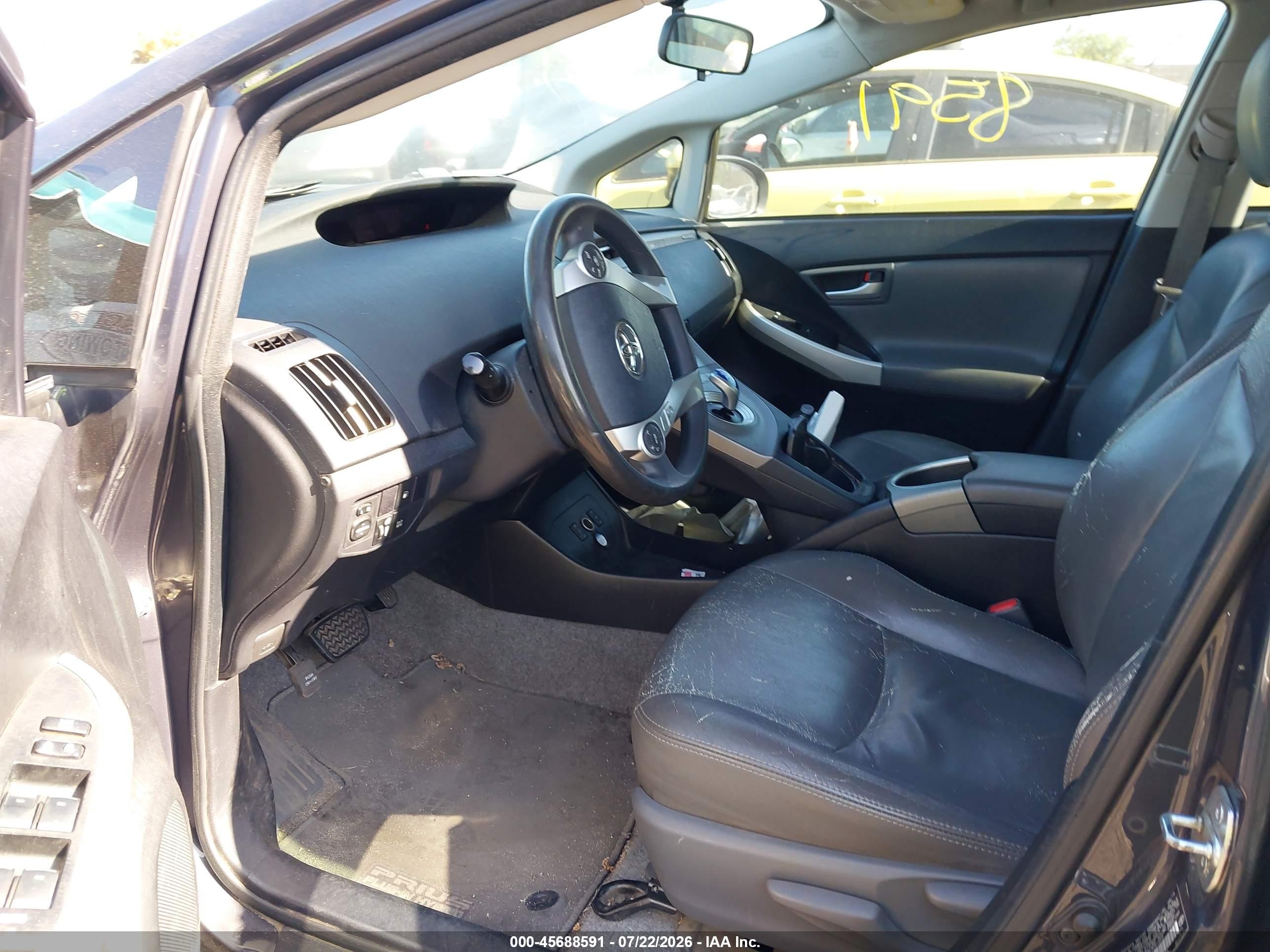 2014 Toyota Prius Plug-in   Gray vin: JTDKN3DP4E3061604