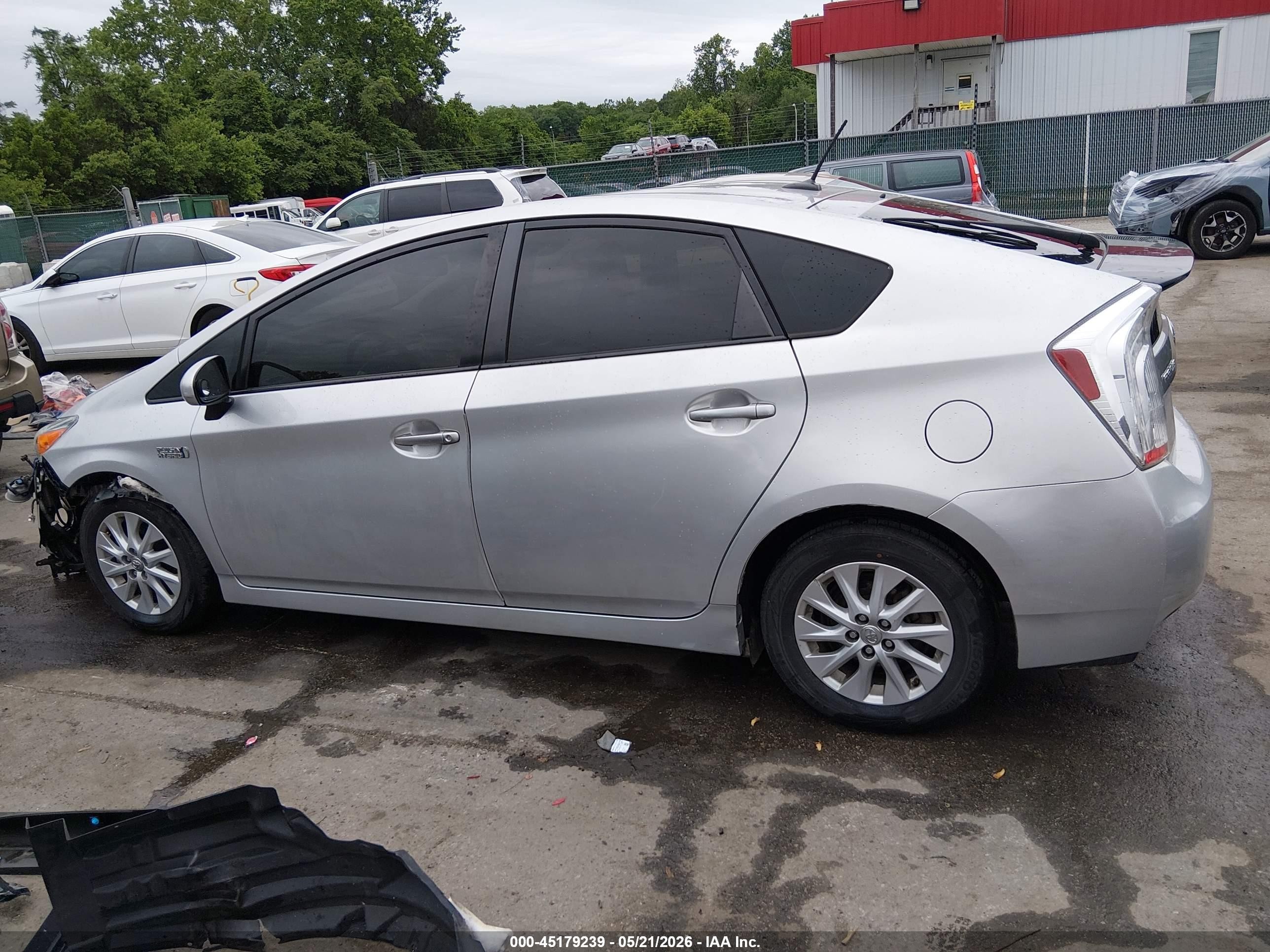 2012 Toyota Prius Plug-in Advanced Silver vin: JTDKN3DP5C3013560