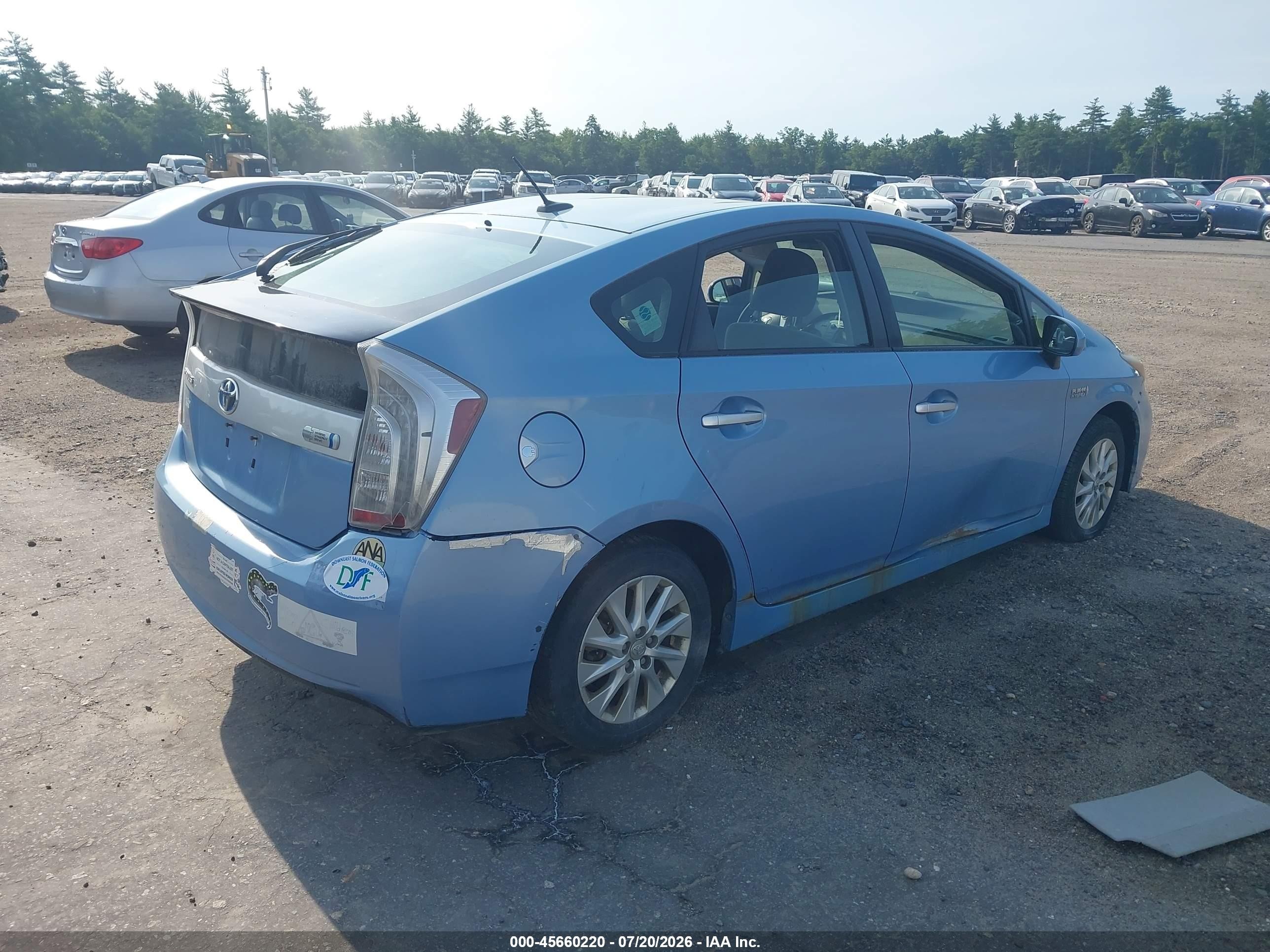 2013 Toyota Prius Plug-in   Blue vin: JTDKN3DP5D3036578