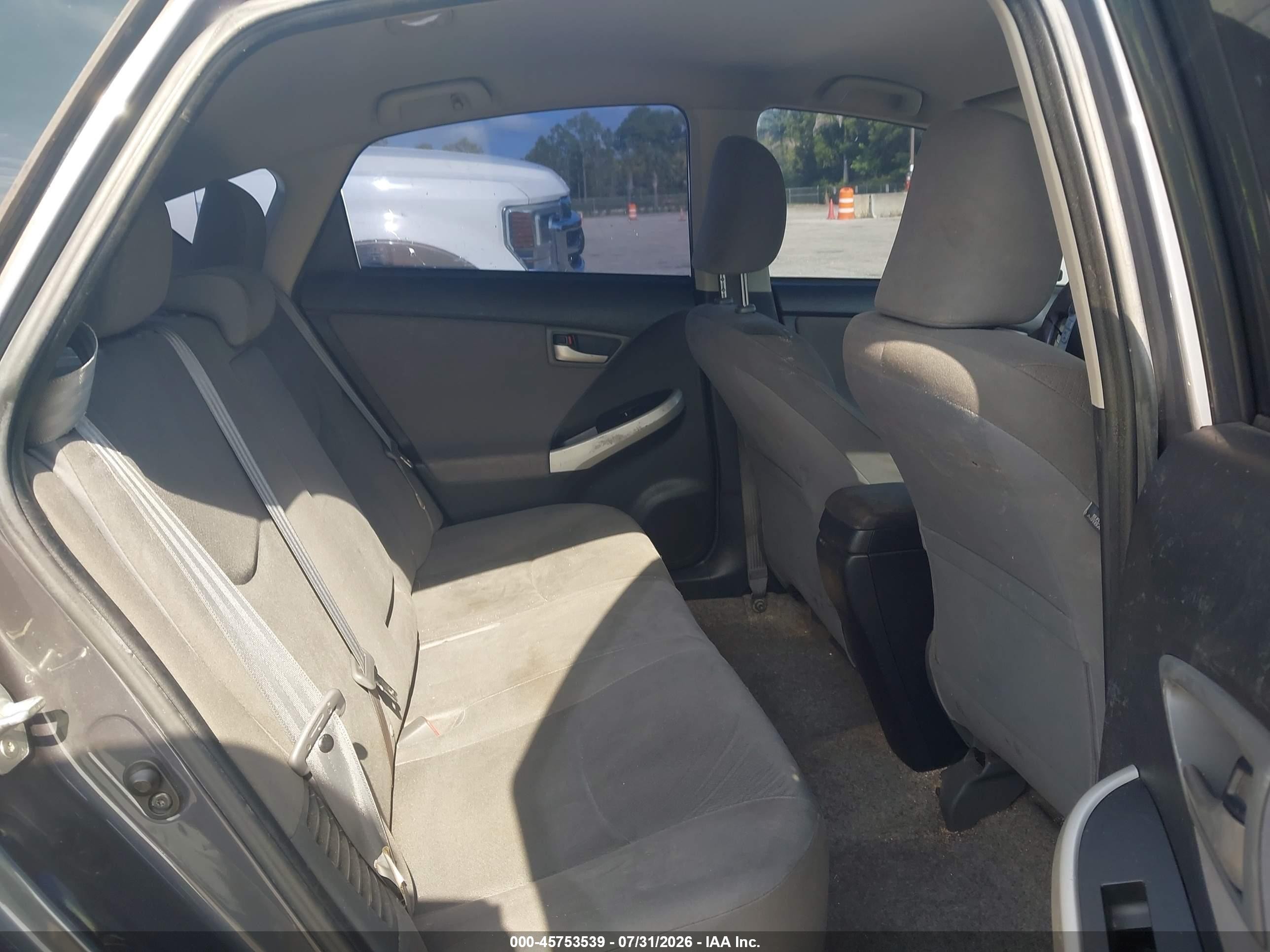 2013 Toyota Prius Plug-in   Gray vin: JTDKN3DP5D3038945