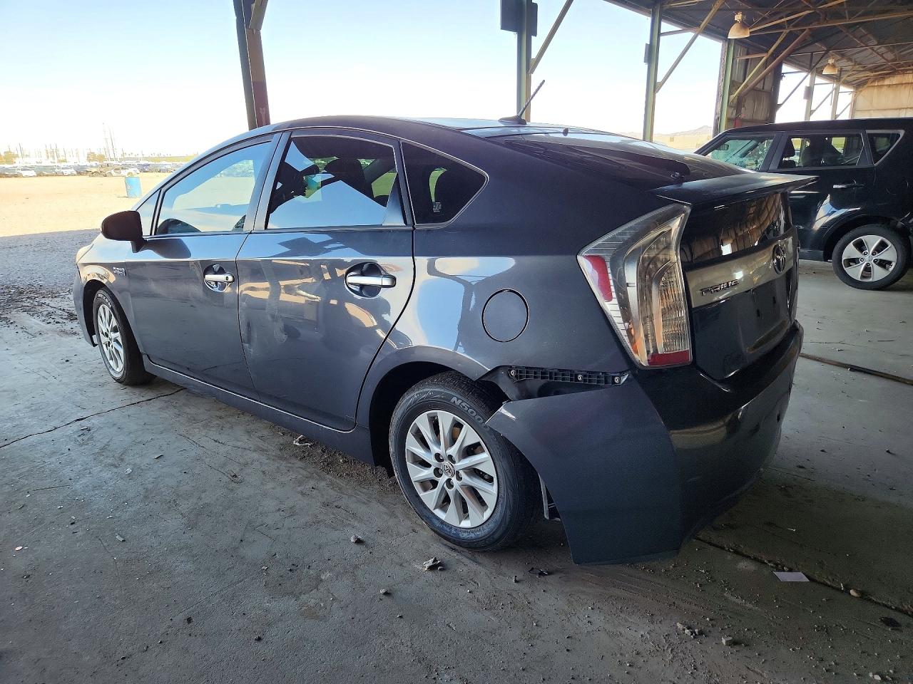 2013 Toyota Prius Plug-in Hybrid Base Gray vin: JTDKN3DP5D3041277