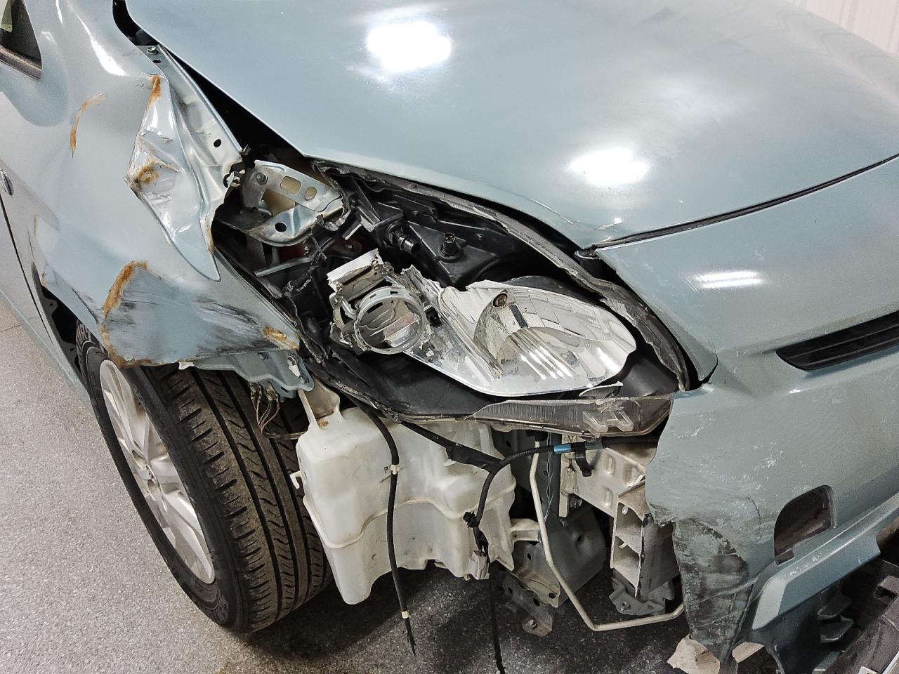 2015 Toyota Prius Plug-in Hybrid Base Green vin: JTDKN3DP5F3065842 Damage: Front Bumper Reinforcement, Broken, Replacement Required