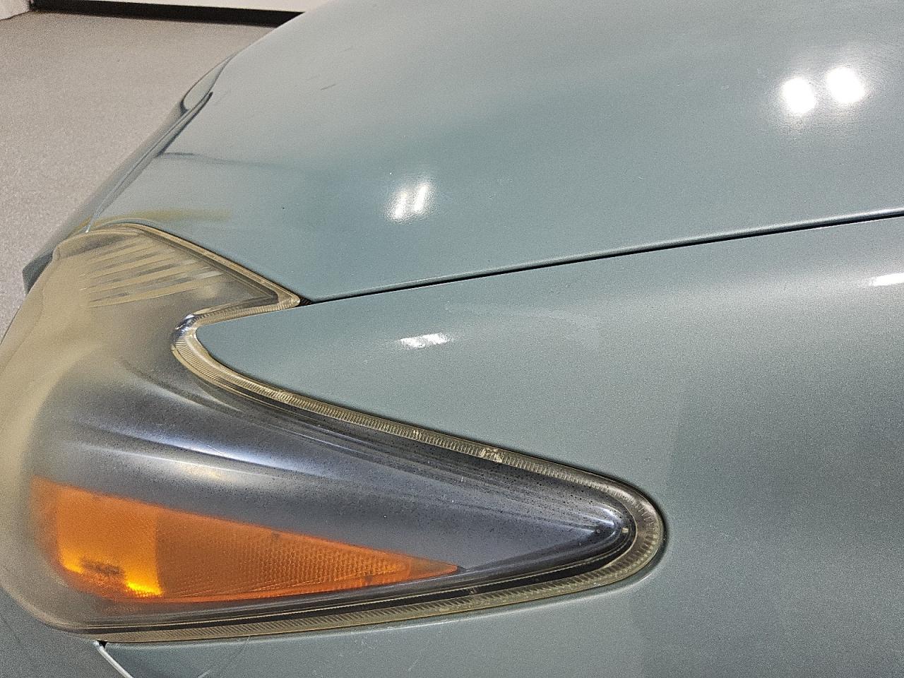 2015 Toyota Prius Plug-in Hybrid Base Green vin: JTDKN3DP5F3065842 Damage: Left Front Fender, Previous Repair, Substandard Repair