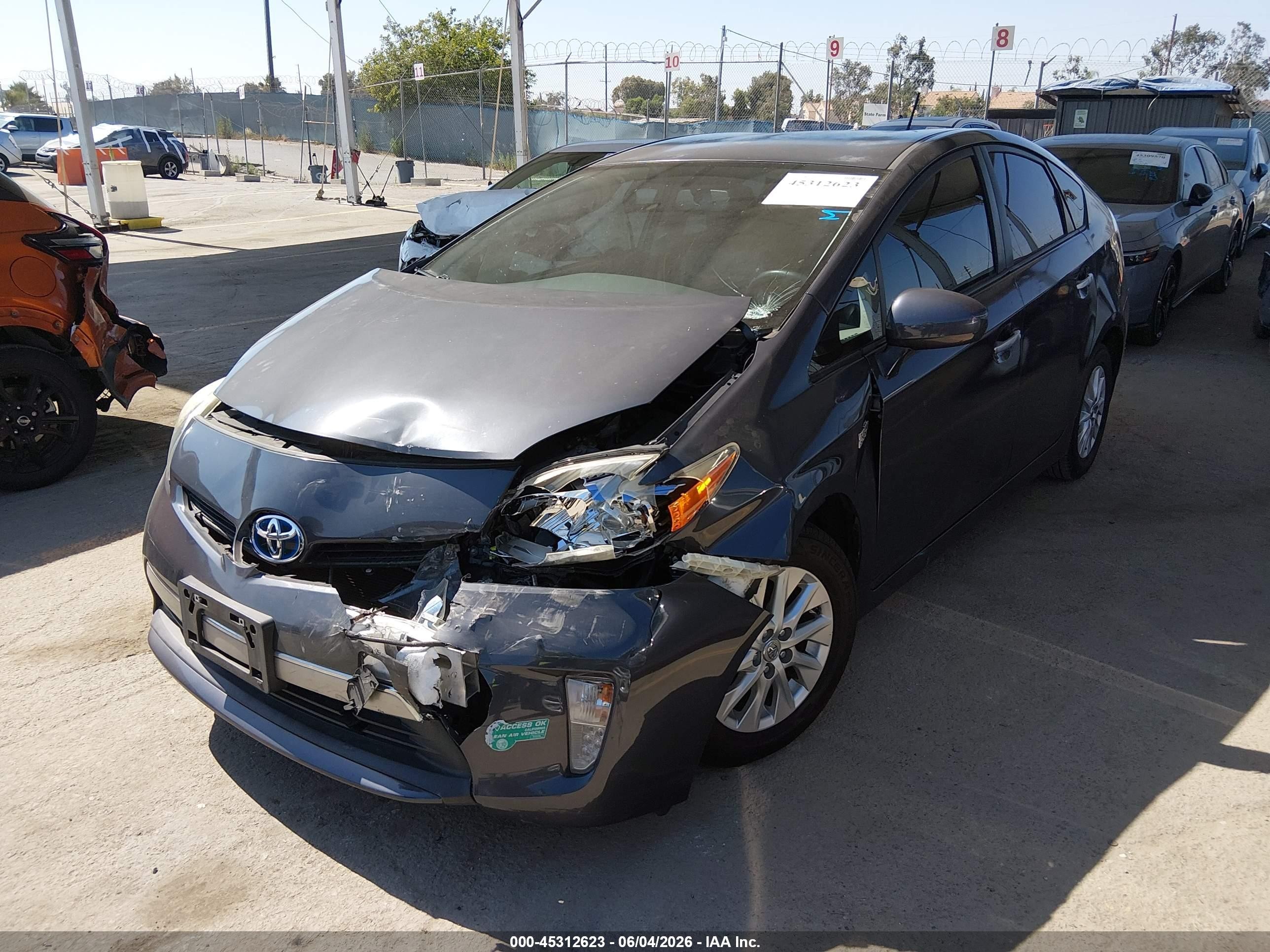2015 Toyota Prius Plug-in Advanced Gray vin: JTDKN3DP5F3069342
