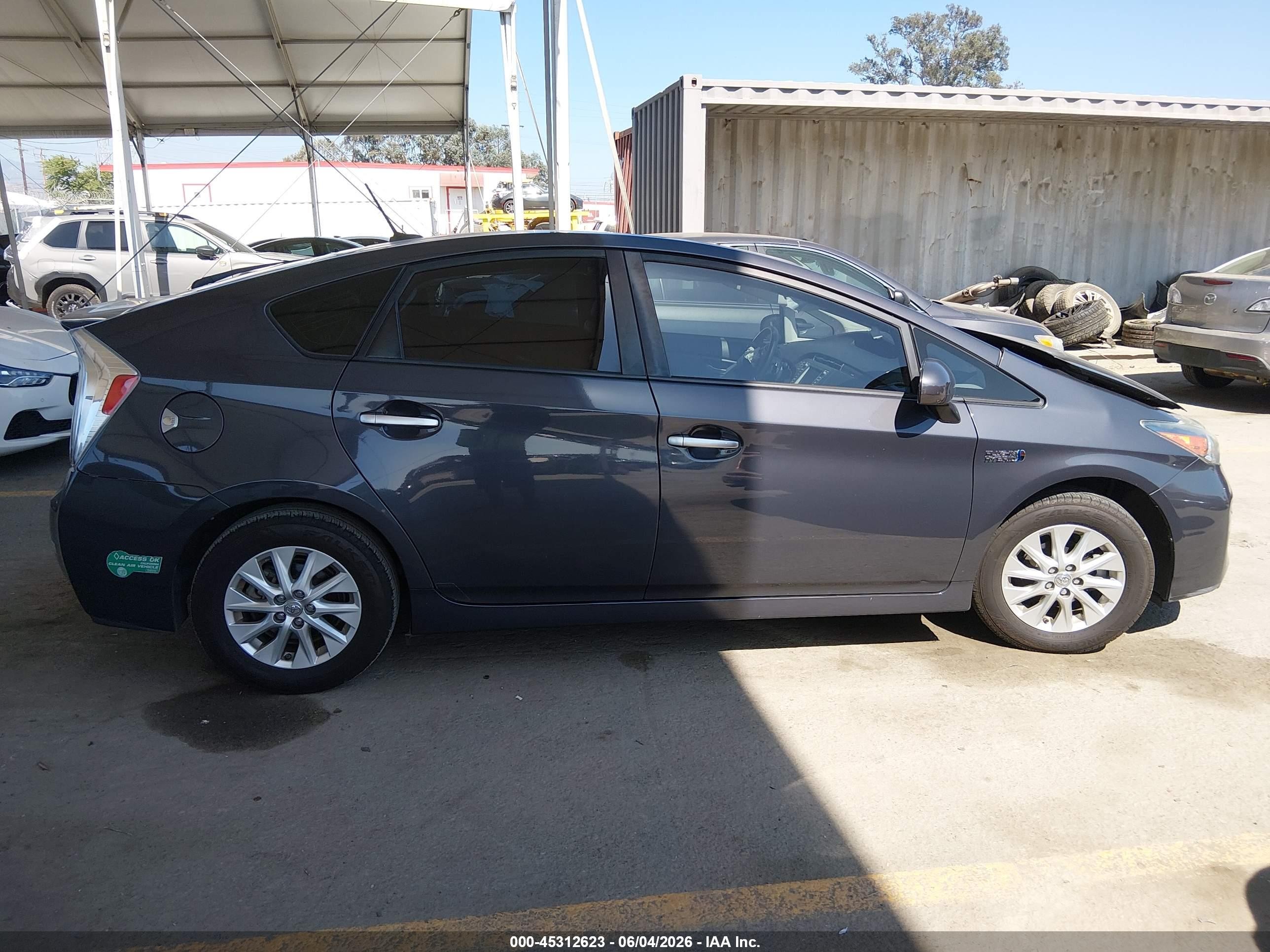 2015 Toyota Prius Plug-in Advanced Gray vin: JTDKN3DP5F3069342