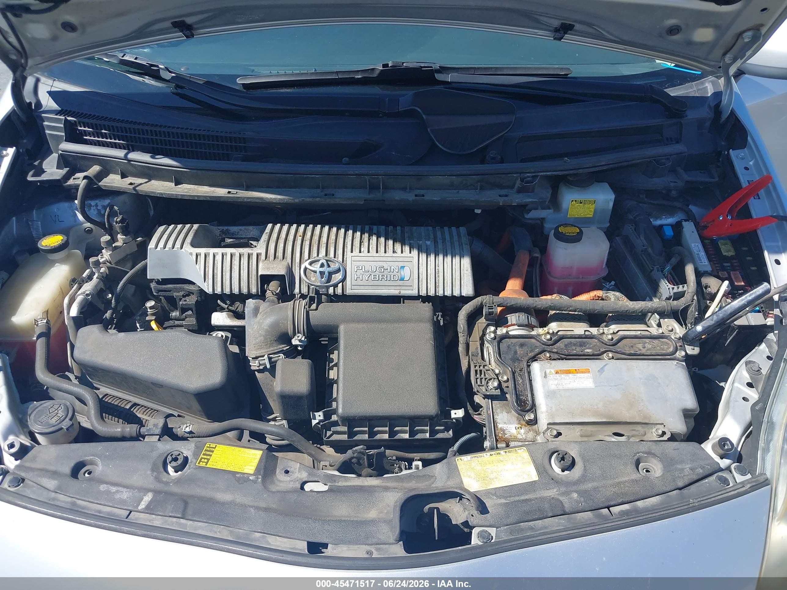 2012 Toyota Prius Plug-in   Silver vin: JTDKN3DP6C3011803