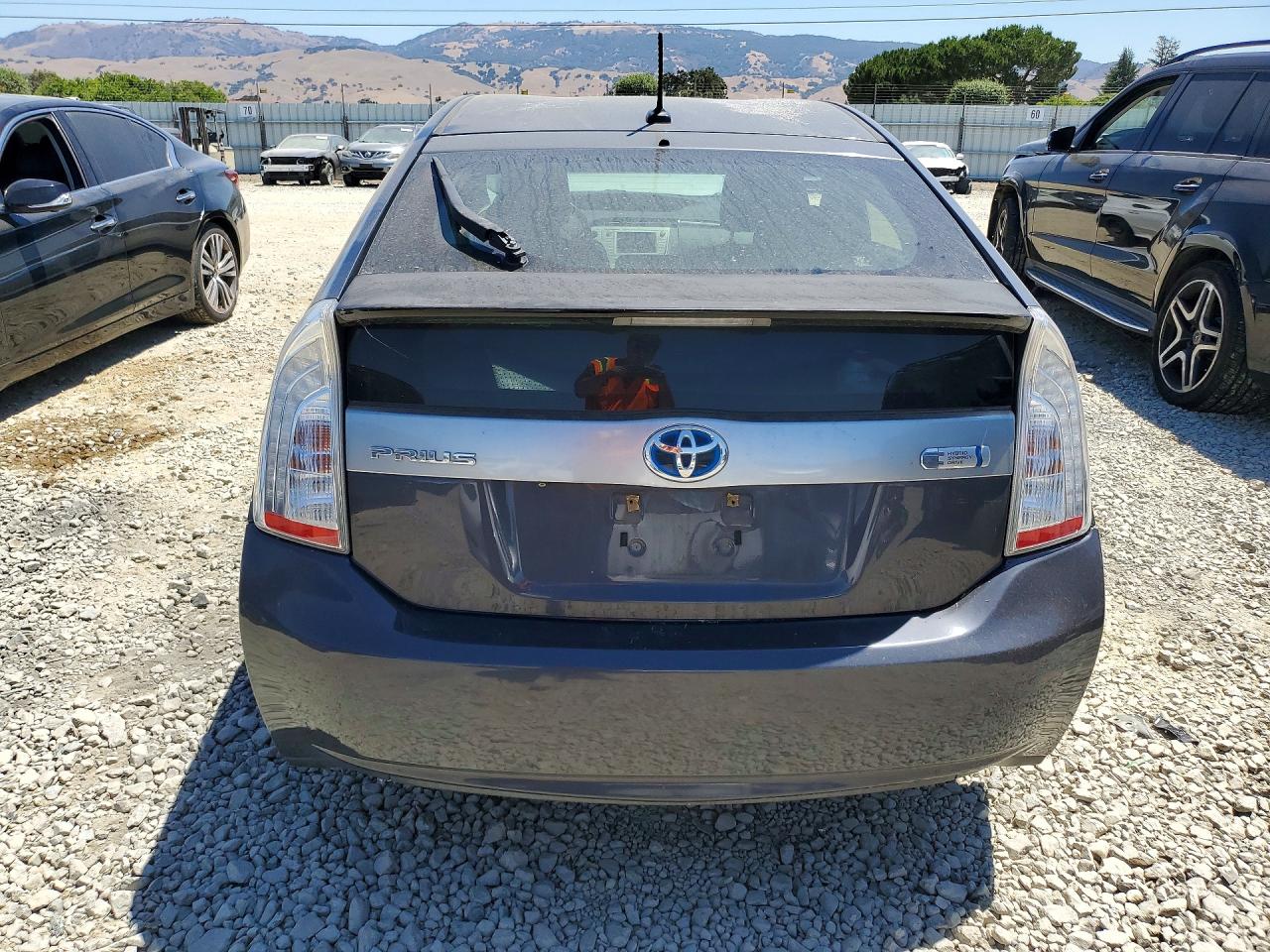 2013 Toyota Prius Plug-in Hybrid Advanced Charcoal vin: JTDKN3DP6D3043653