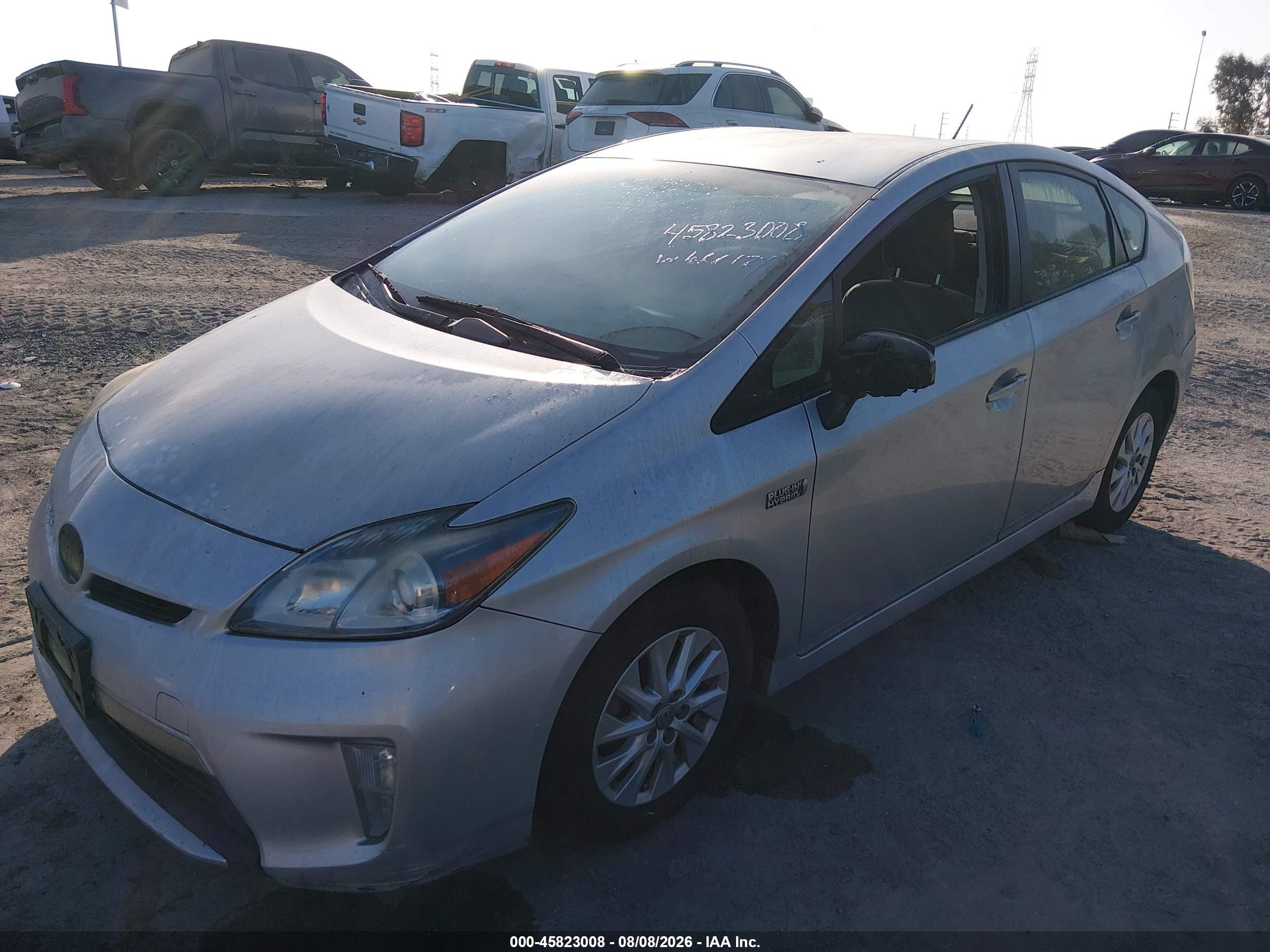 2014 Toyota Prius Plug-in   Silver vin: JTDKN3DP6E3051236