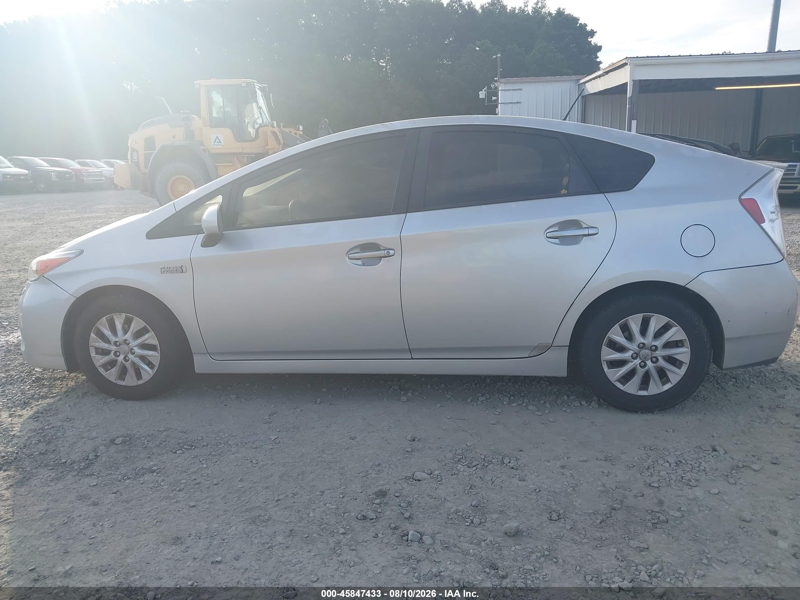 2012 Toyota Prius Plug-in Advanced Silver vin: JTDKN3DP7C3027587