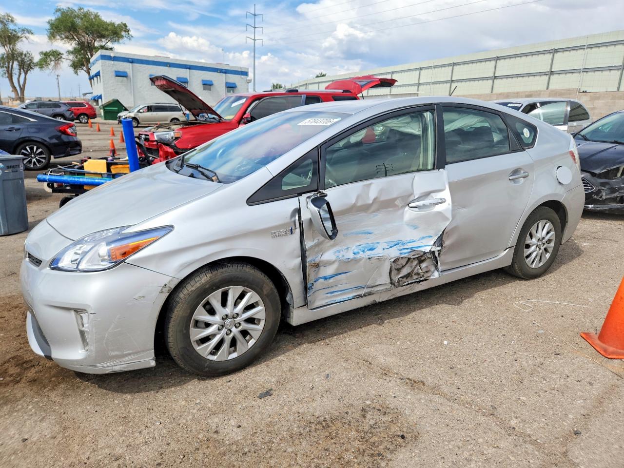 2013 Toyota Prius Plug-in Hybrid Base Silver vin: JTDKN3DP7D3034637
